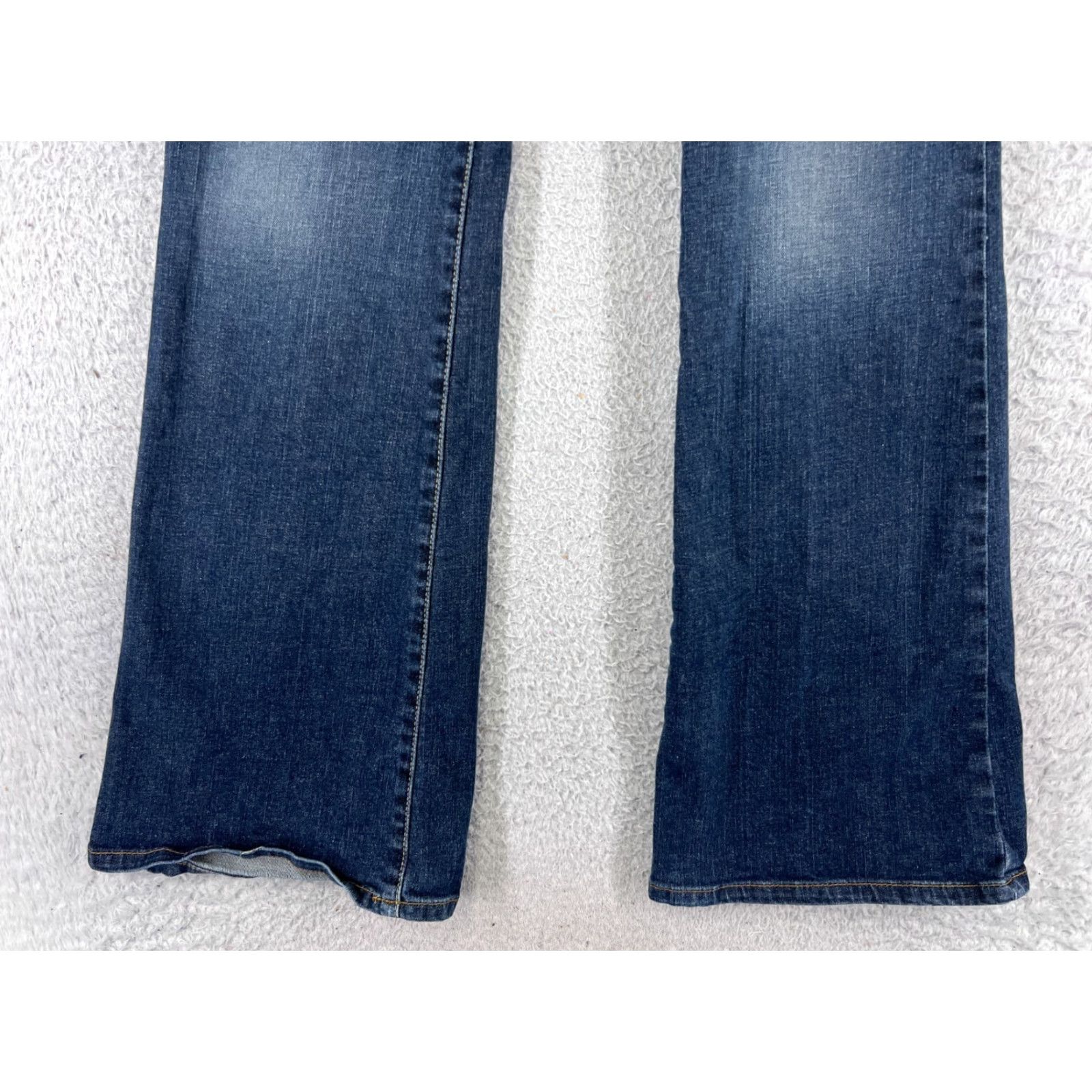 Forever 21 Forever 21 Jeans Womens 30 Blue Denim Flared Low Rise Cotton Blend 28x31 Size 30" / US 8 / IT 44 - 2 Thumbnail