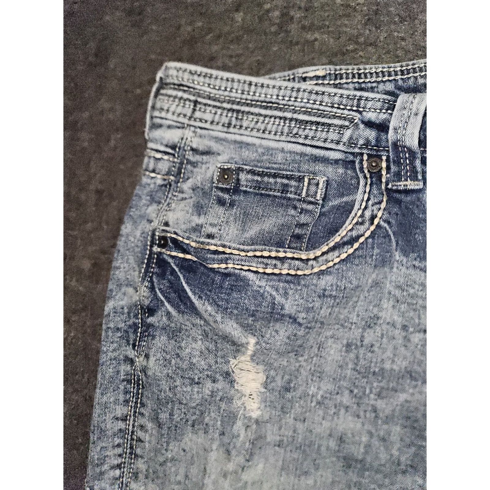 Decree Decree Jeans Men's 36x30 Straight Leg Mid Rise Acid Wash Stretch Embroidered Size US 36 / EU 52 - 7 Thumbnail