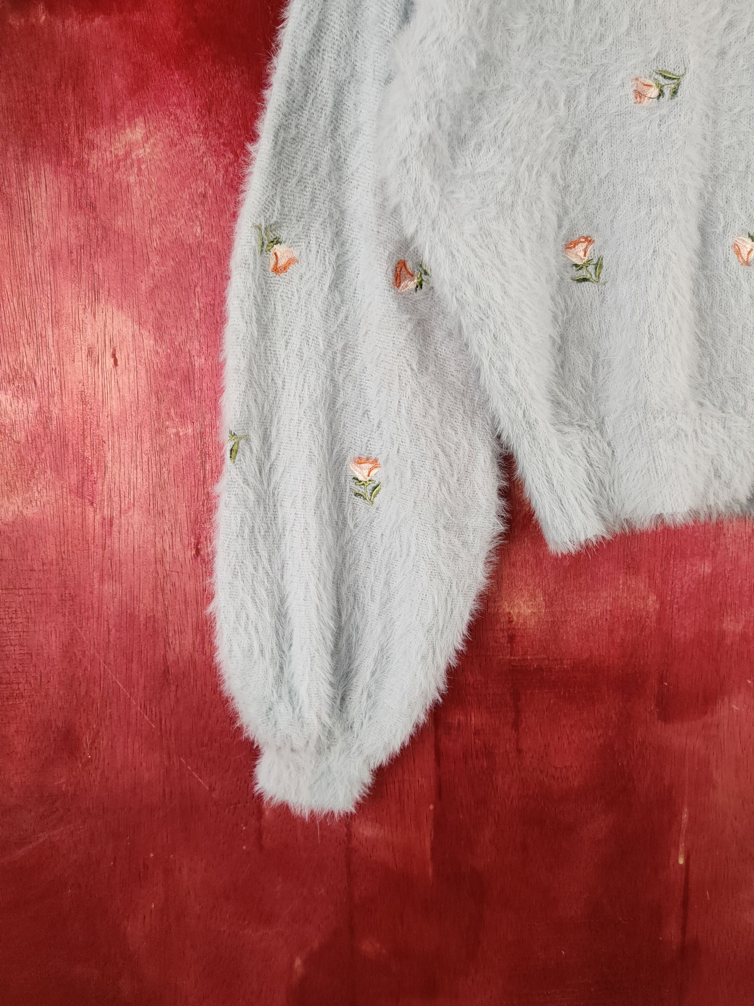 Japanese Brand × Vintage Dazzlin Blue Flowers Fur Mohair Knitwear Size M / US 6-8 / IT 42-44 - 5 Thumbnail