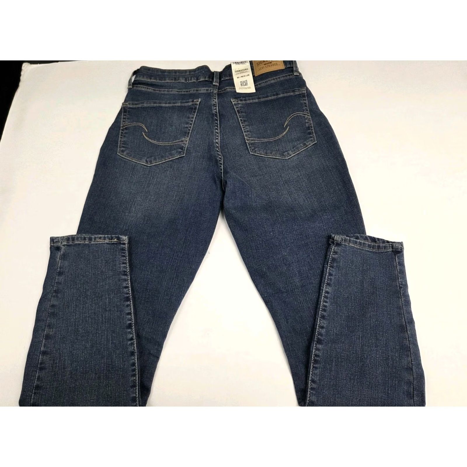Levi's Levi's Signature Skinny Jeans Women's Size 8s 29/28 NWT Blue Denim #8821 Size 30" / US 8 / IT 44 - 2 Thumbnail