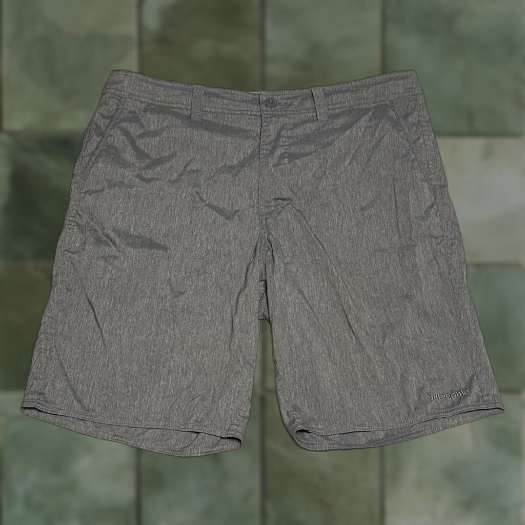 Patagonia Patagonia Shorts 36x9.5 Stretch Wavefarer Walk Drawstring Flat Front Stretch Mens Gray Size US 36 / EU 52 - 1 Thumbnail