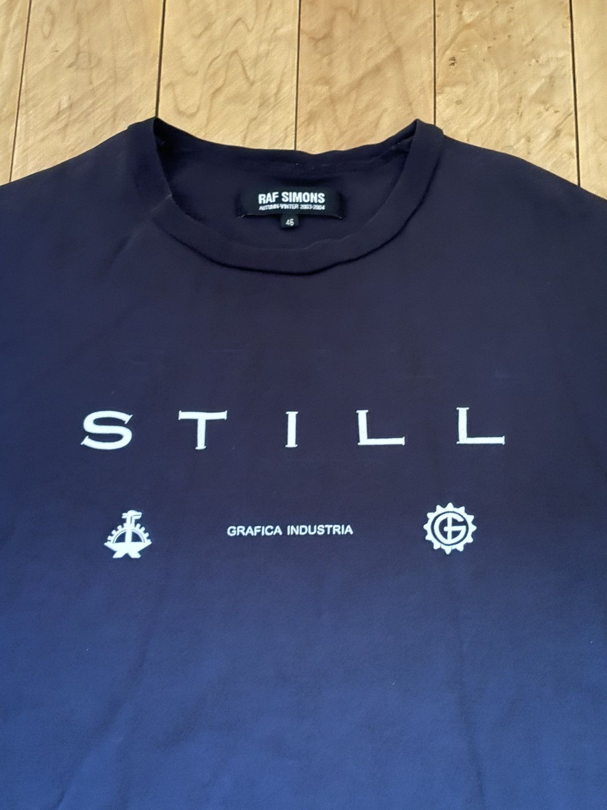 Raf Simons Raf Simons AW 2003-2004 Grafica Industria Tee Size US S / EU 44-46 / 1 - 2 Thumbnail