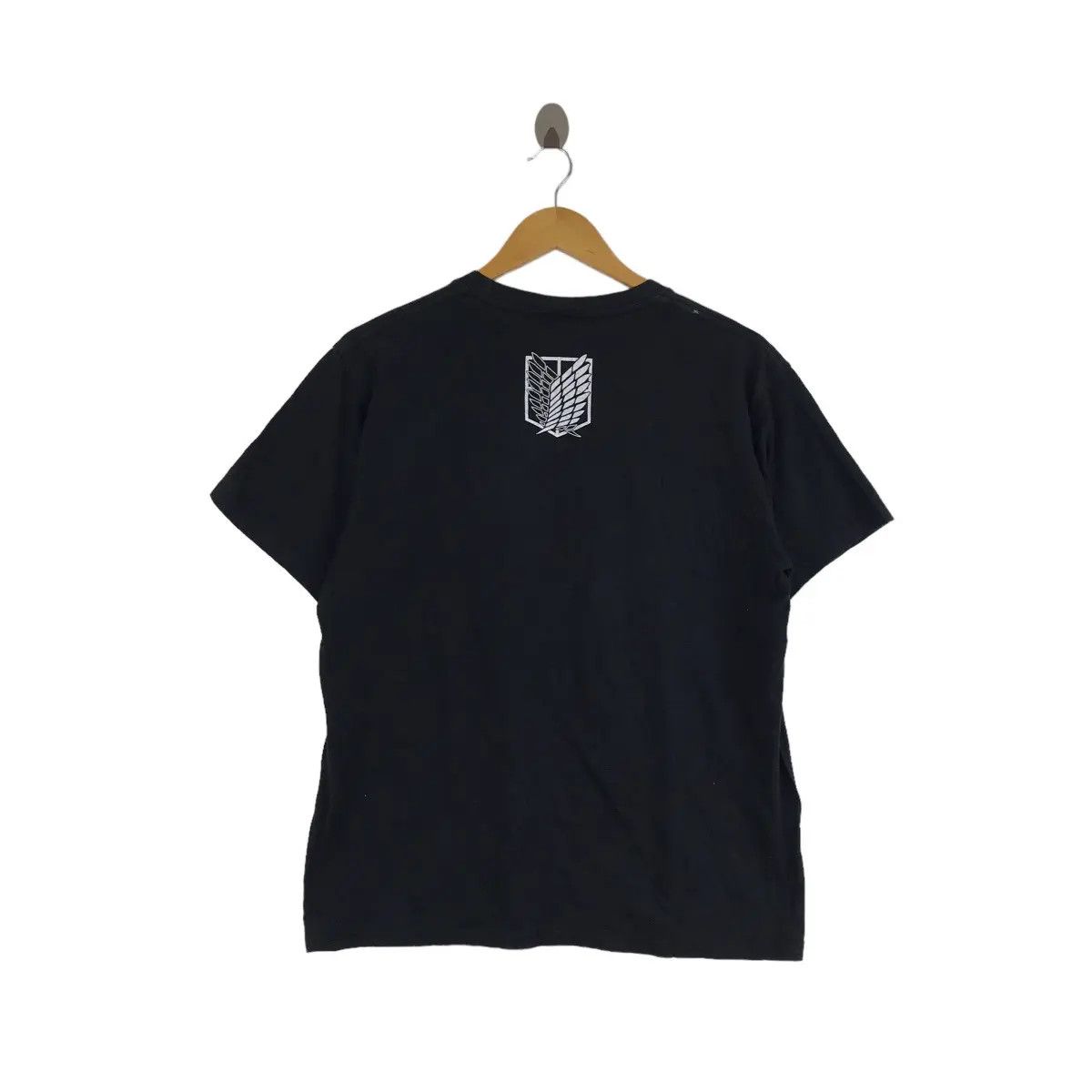 Anime Vtg ATTACK ON TITAN Hajime Isayama Anime Manga Tee Shirt Size US M / EU 48-50 / 2 - 3 Thumbnail