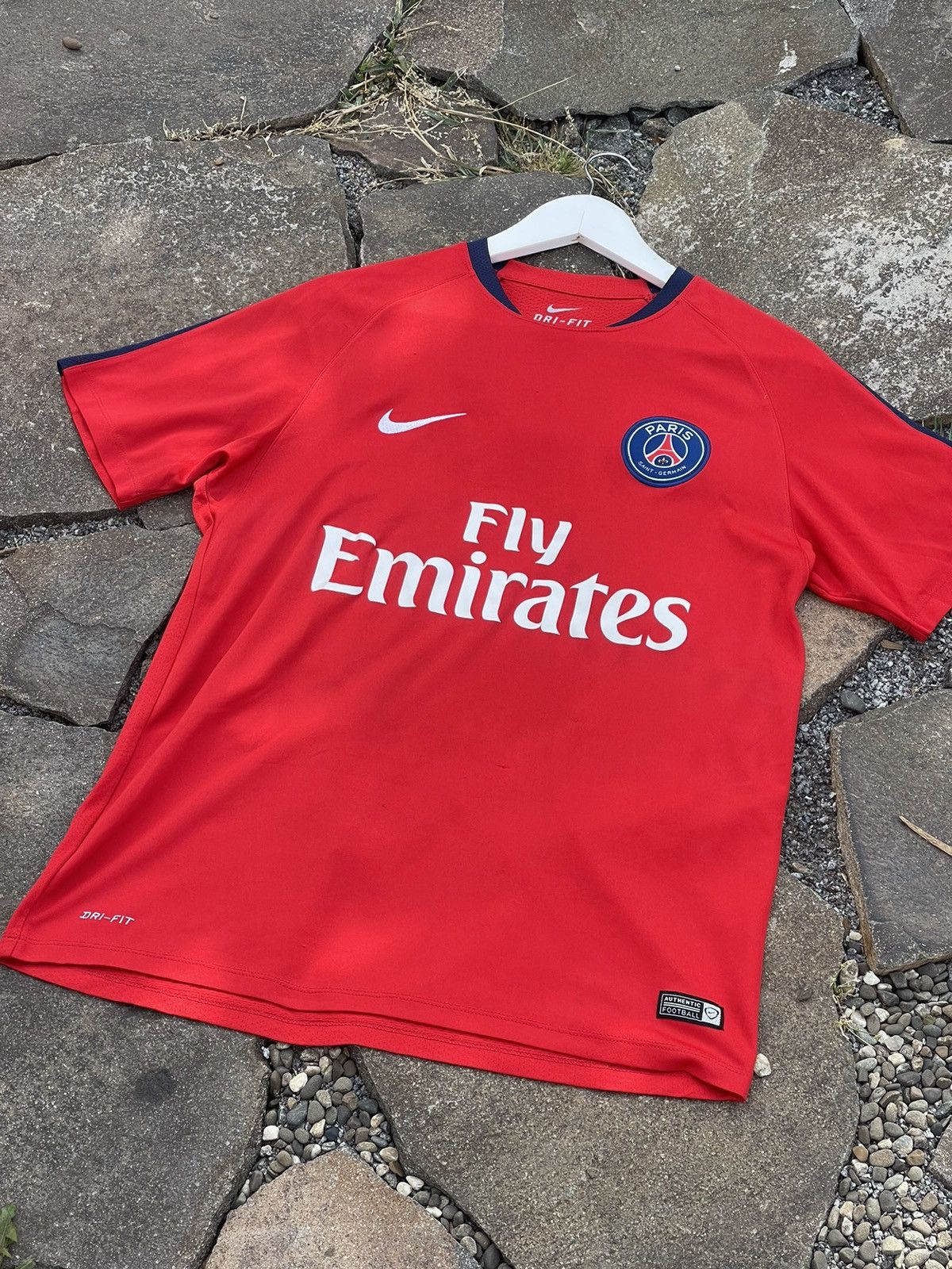Nike Nike PSG red soccer jersey Size US L / EU 52-54 / 3 - 7 Thumbnail