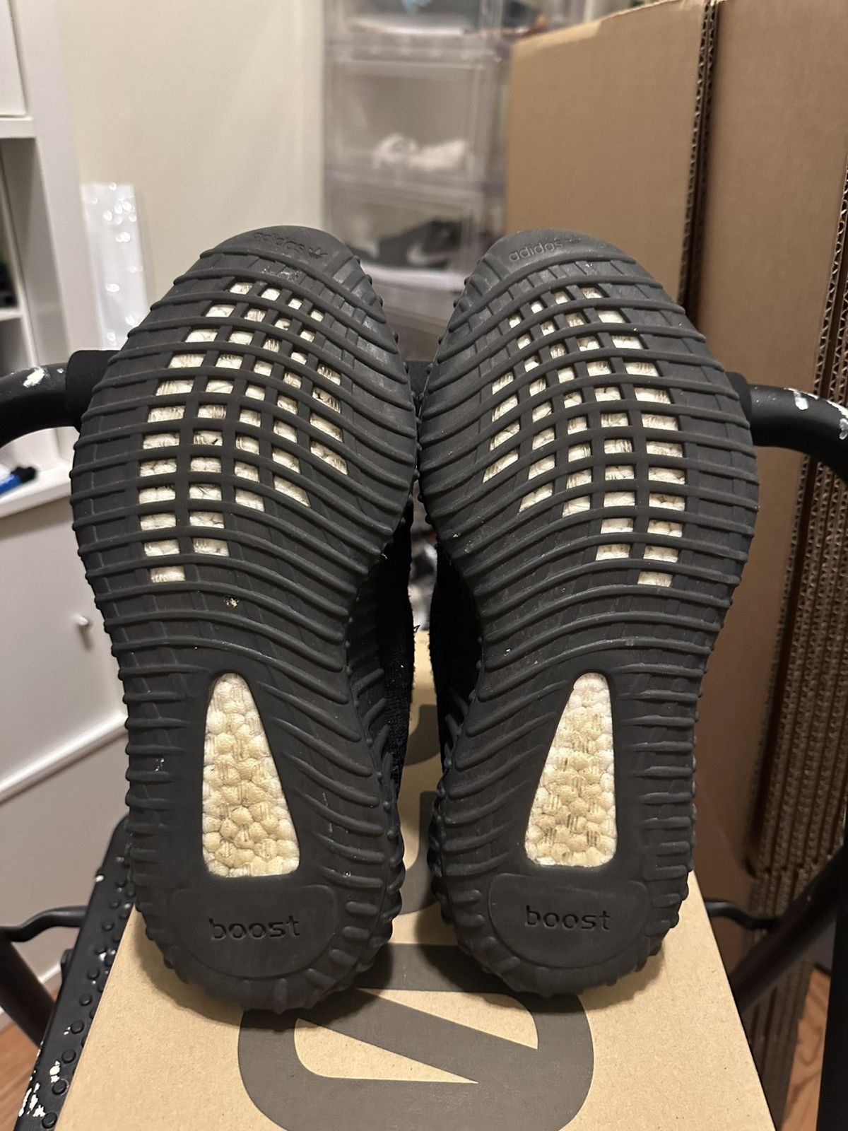 Adidas Onyx Adidas Yeezy Boost 350 v2 Size US 6.5 / EU 39-40 - 6 Thumbnail