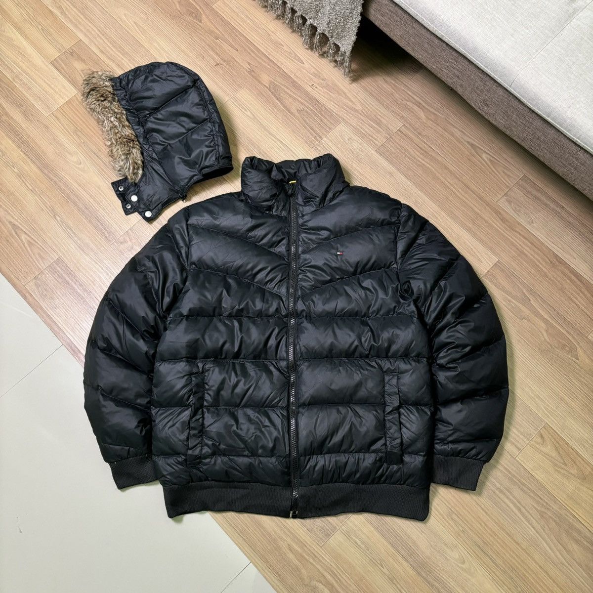 14th Addiction × If Six Was Nine × Le Grande Bleu (L.G.B.) Vintage Tommy Hilfiger fur Jacket down puffer LGB style Size US L / EU 52-54 / 3 - 2 Thumbnail
