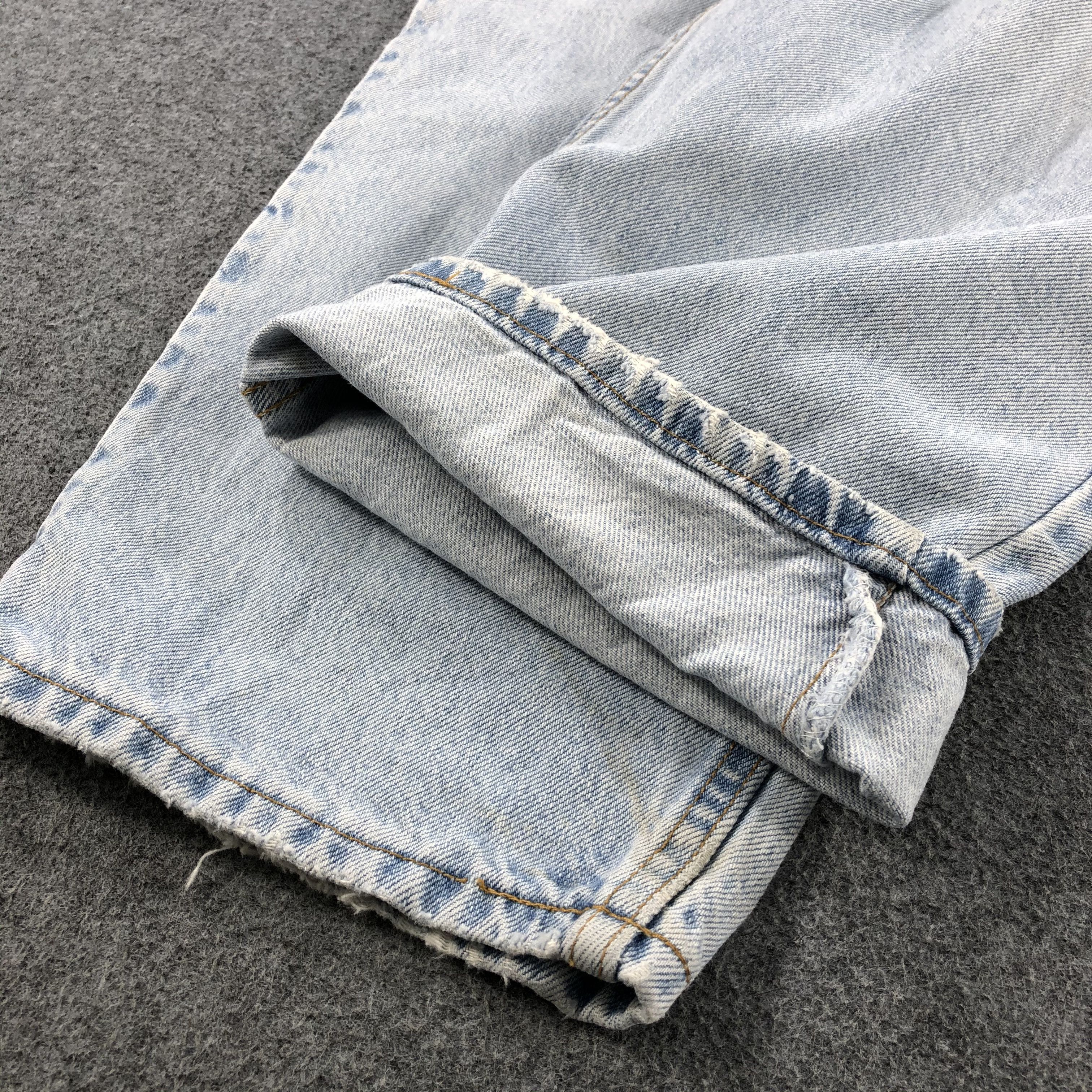 Levi's × Vintage Vintage 90s Light Wash Levis 560 Jeans-JM1894 Size US 41 - 7 Thumbnail