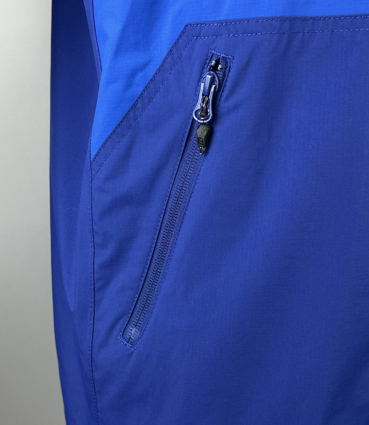Berghaus Berghaus Hydroshell Lightweight Hooded Waterproof Jacket Size US XL / EU 56 / 4 - 6 Thumbnail