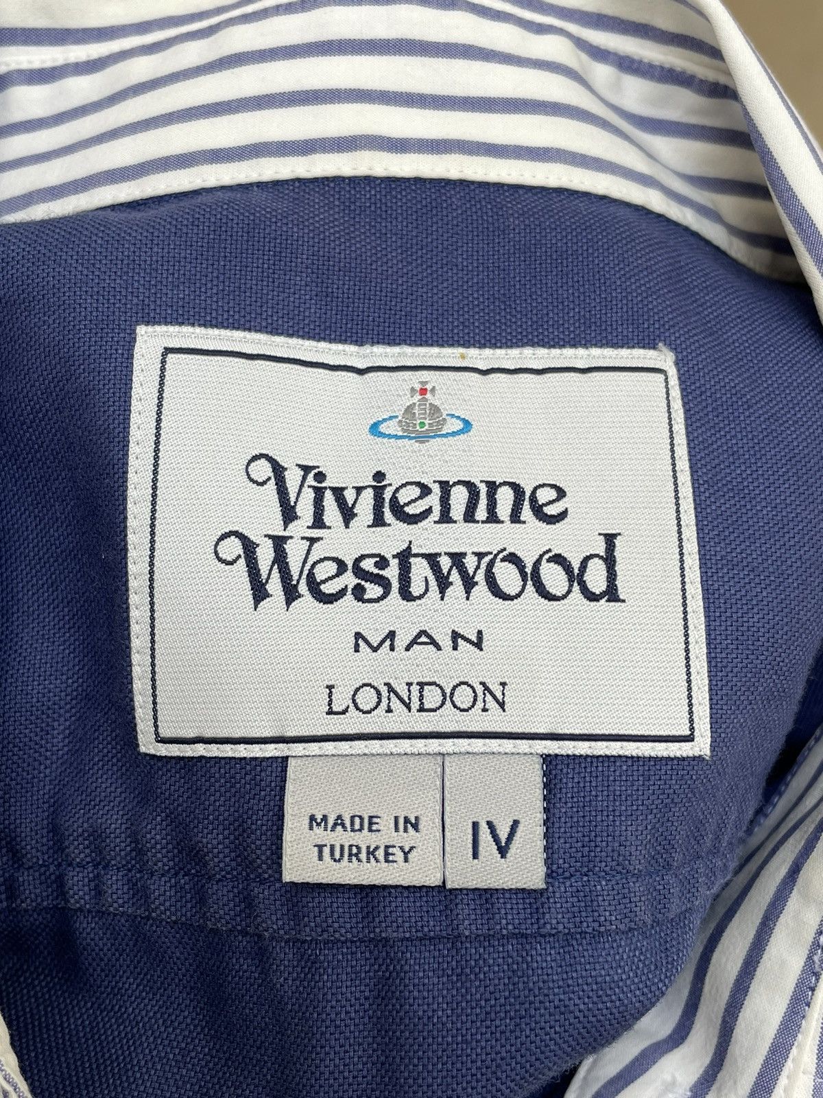 Vivienne Westwood Vivienne Westwood embroidered logo button up shirt Size US L / EU 52-54 / 3 - 4 Thumbnail