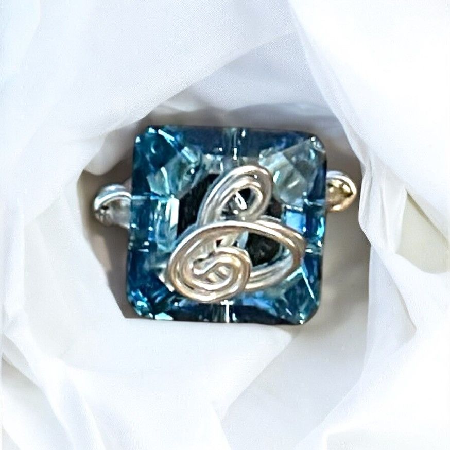 Other Silver tone wire wrapped blue crystal ring Size ONE SIZE - 1 Thumbnail