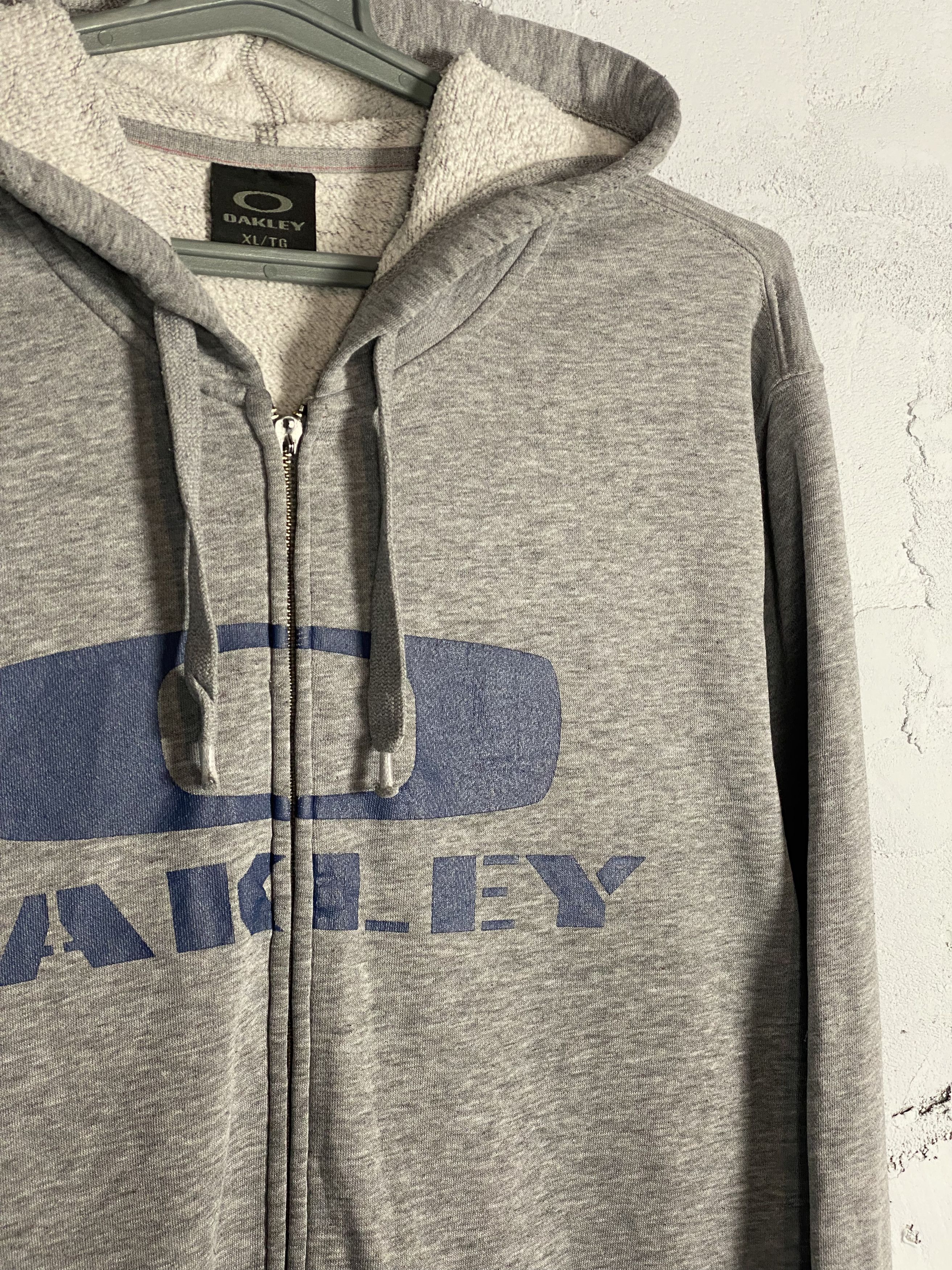 Oakley × Vintage Gorpcore Y2K Vintage Oakley Big Logo Iconic Zip Hoodie Size US L / EU 52-54 / 3 - 3 Thumbnail