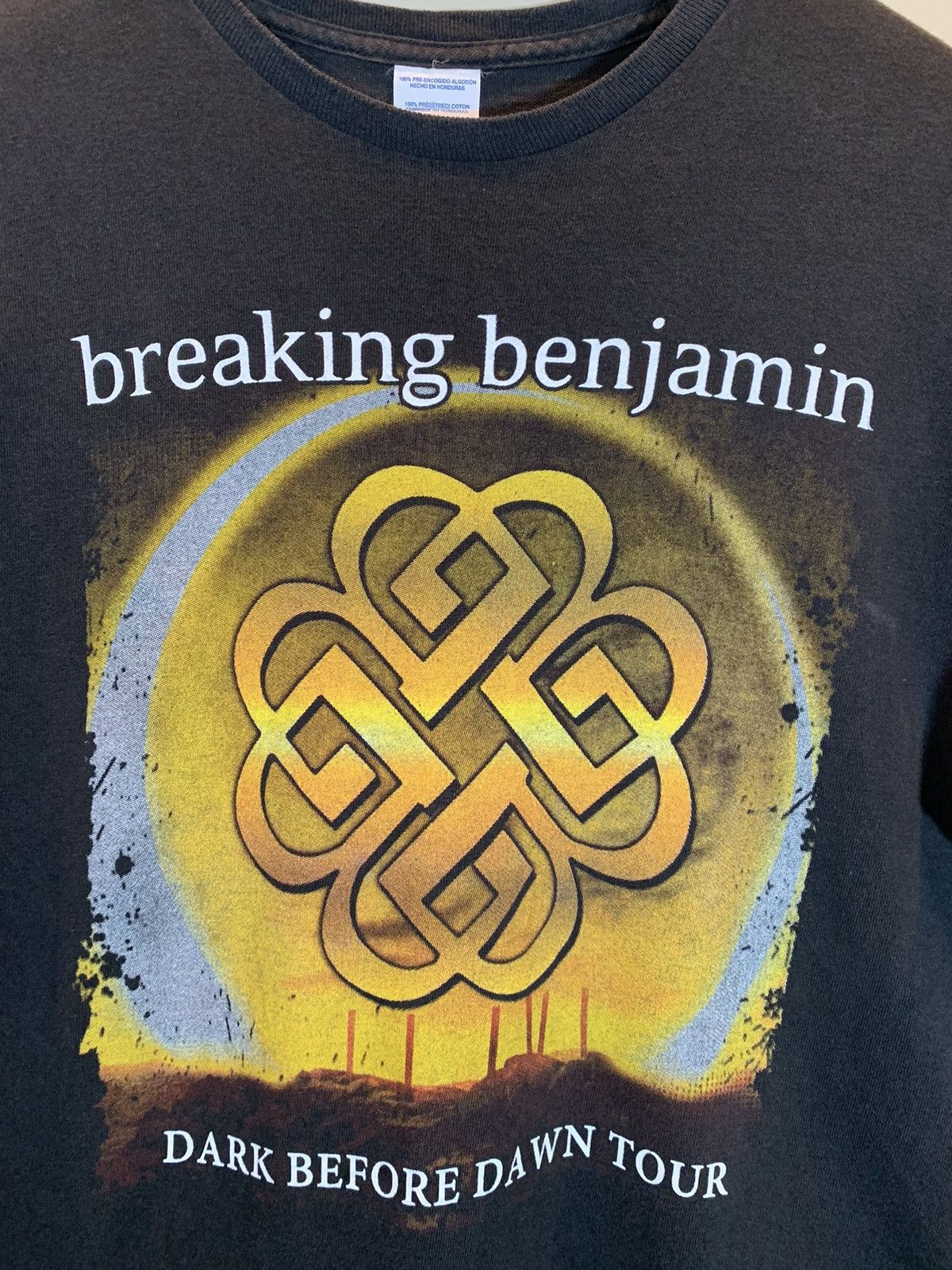 Band Tees *RARE* Breaking Benjamin Dark Before Dawn Tour Band T-Shirt Size US M / EU 48-50 / 2 - 3 Thumbnail
