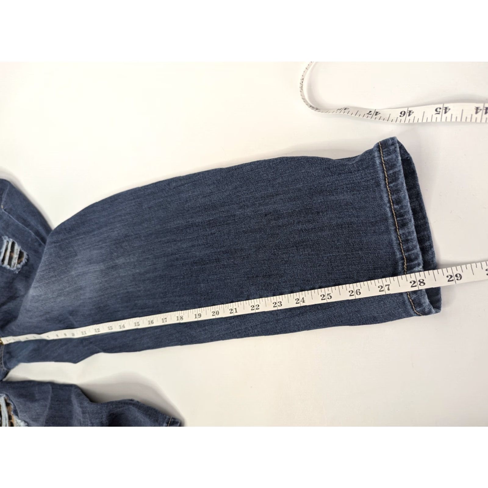 Vintage Lane Bryant Lane Bryant Midrise Skinny Magic Waistband Signature Jeans Leopard Distress 18 Jeans Women Plus Blue 18 Distressed Leopard Size 40" / US 18 - 6 Thumbnail