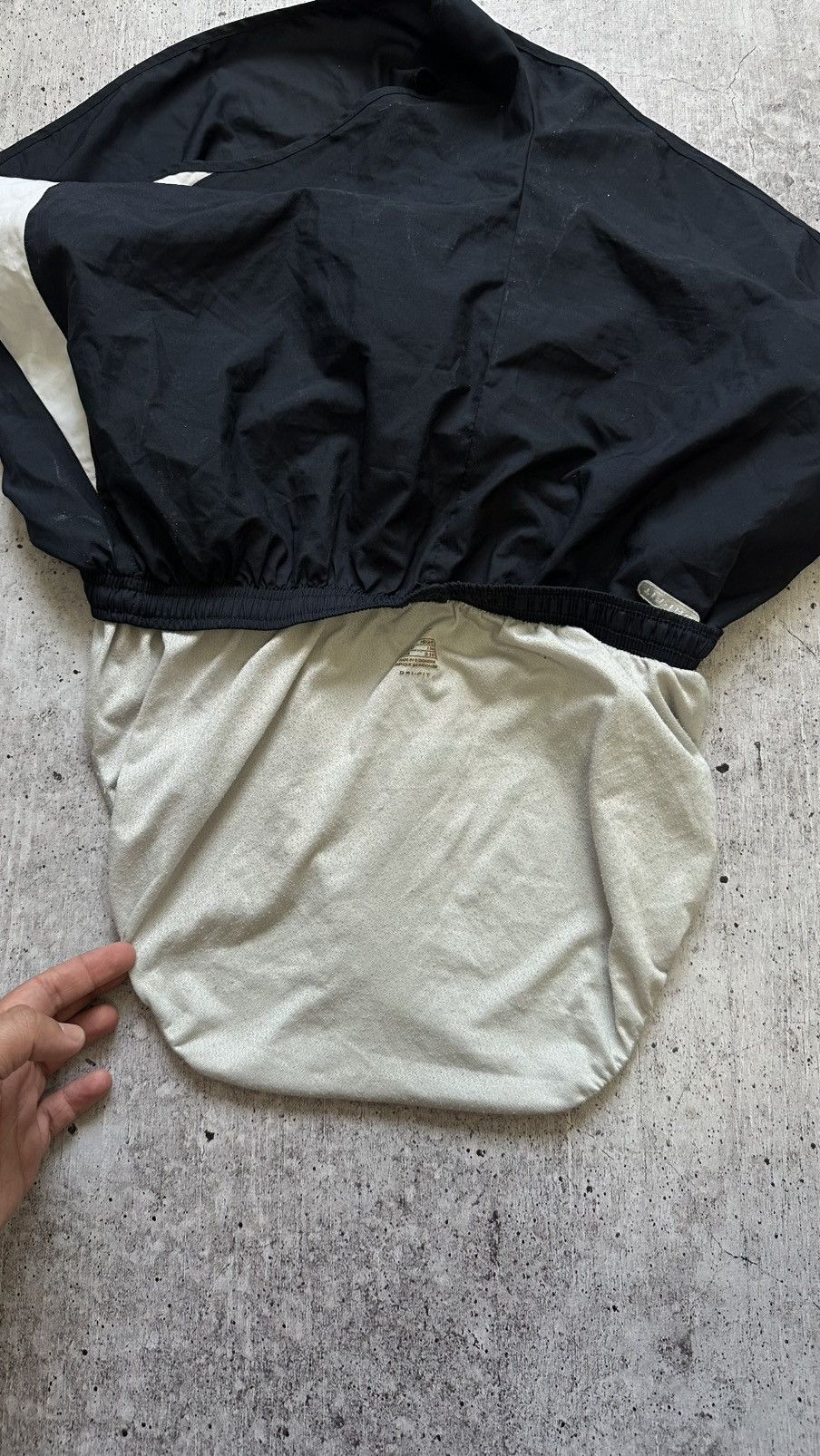 Nike × Vintage 90s Nike Dri Fit Vintage Nylon Running Shorts Size US 36 / EU 52 - 9 Thumbnail