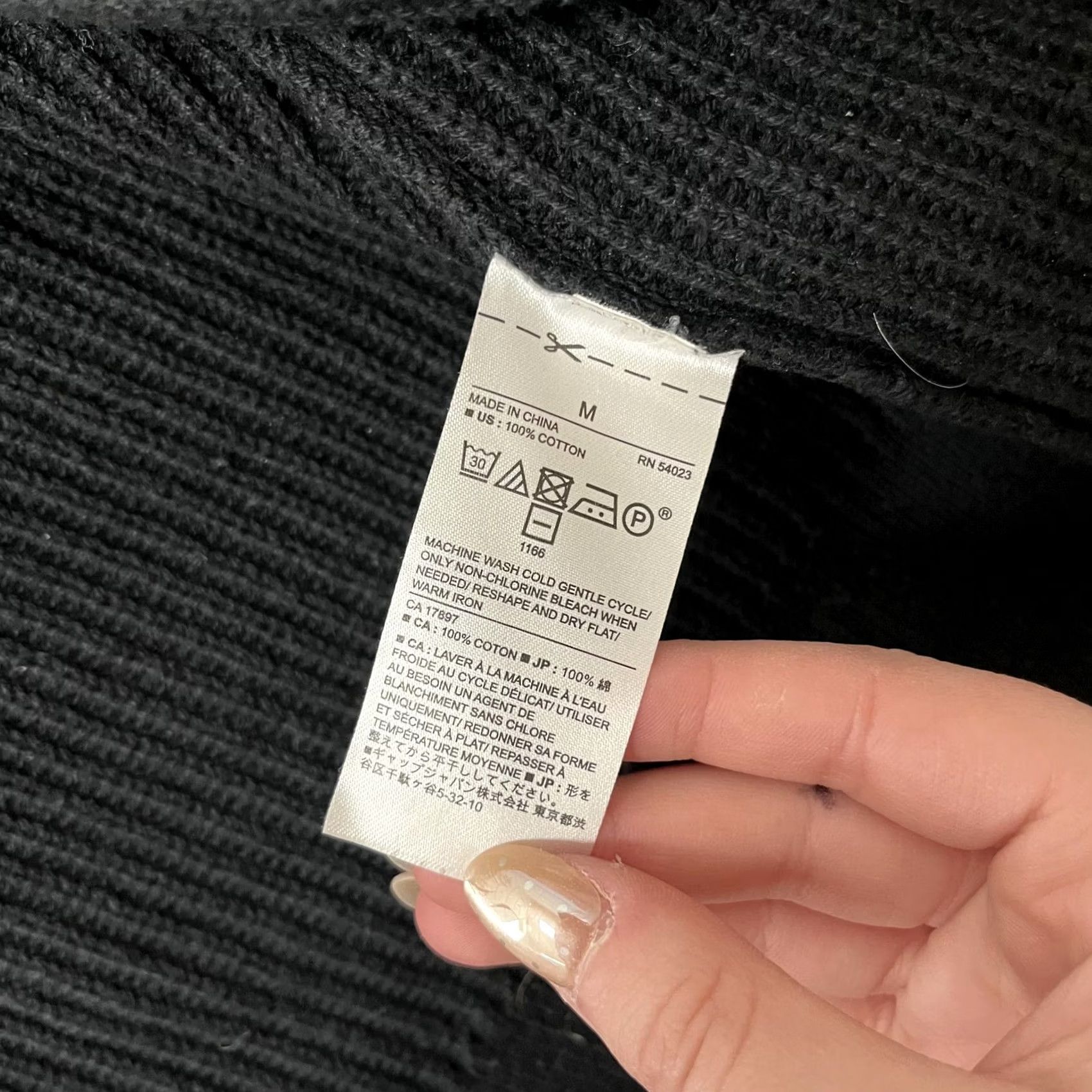 Banana Republic VINTAGE Banana Republic Cardigan Sweater Womens M Black 100% Cotton Collared Open Size M / US 6-8 / IT 42-44 - 4 Thumbnail