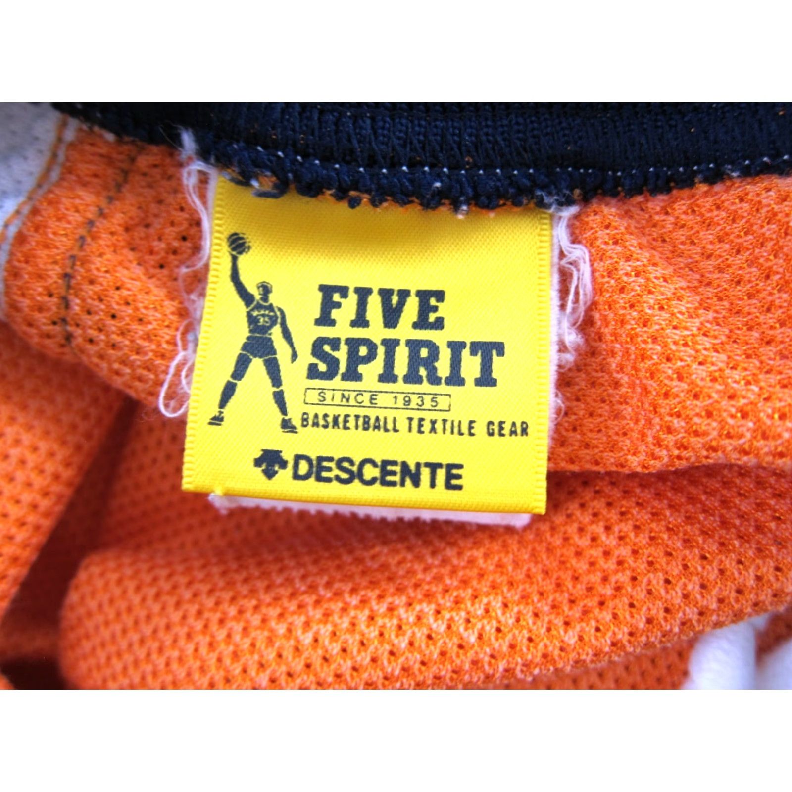 ESPIRIT VINTAGE Descente Five Spirit Basketball Gym Shorts Women S Orange Blue Nylon Spandex 90s Rise 3" Inseam Girls Womens Size 28" / US 6 / IT 42 - 4 Thumbnail