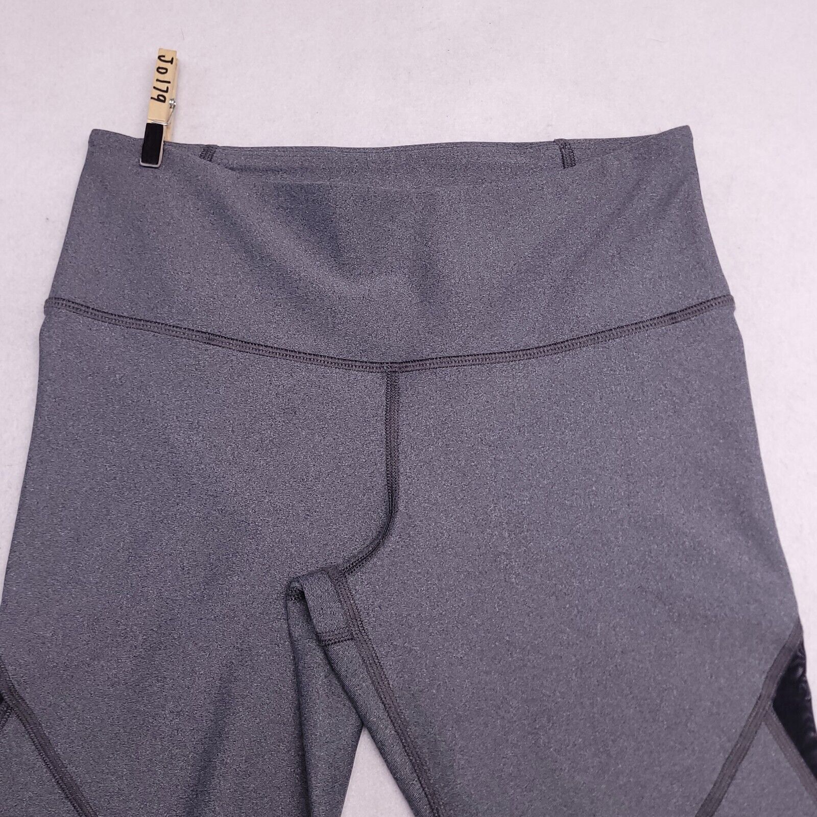 Under Armour Under Armour Active Leggings Pants Womens Size Medium M Gray Size 26" / US 2 / IT 38 - 1 Thumbnail