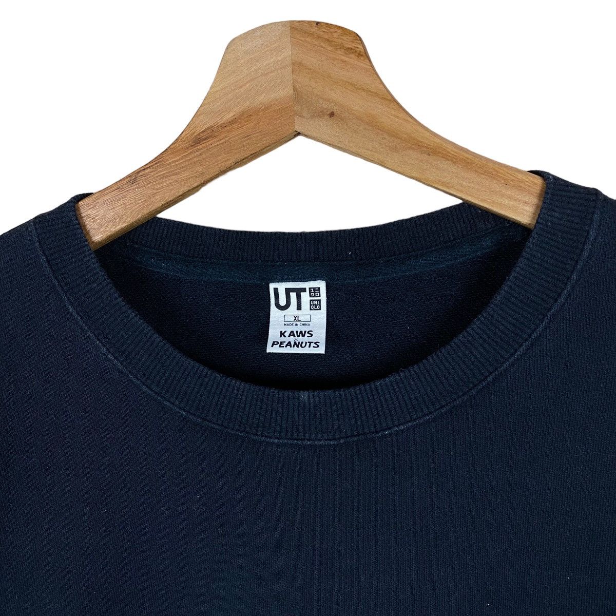 Kaws × Peanuts × Uniqlo KAWS X PEANUTS BY UNIQLO SWEATSHIRT Size US XL / EU 56 / 4 - 3 Thumbnail