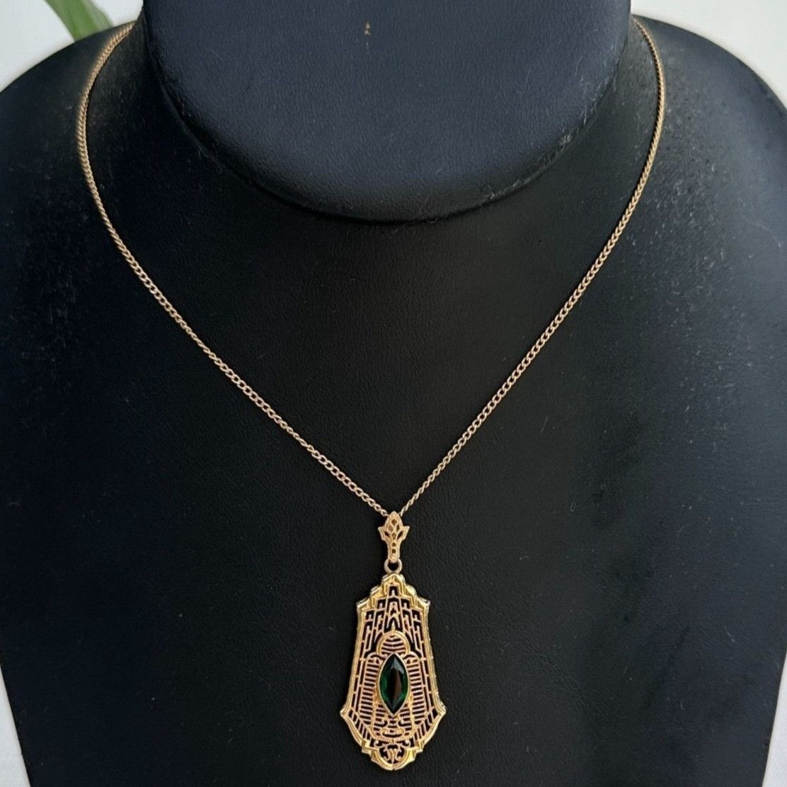 Other 14K Gold Esposito Jewelry Co.Pendant Necklace with Green Gla Size ONE SIZE - 1 Thumbnail