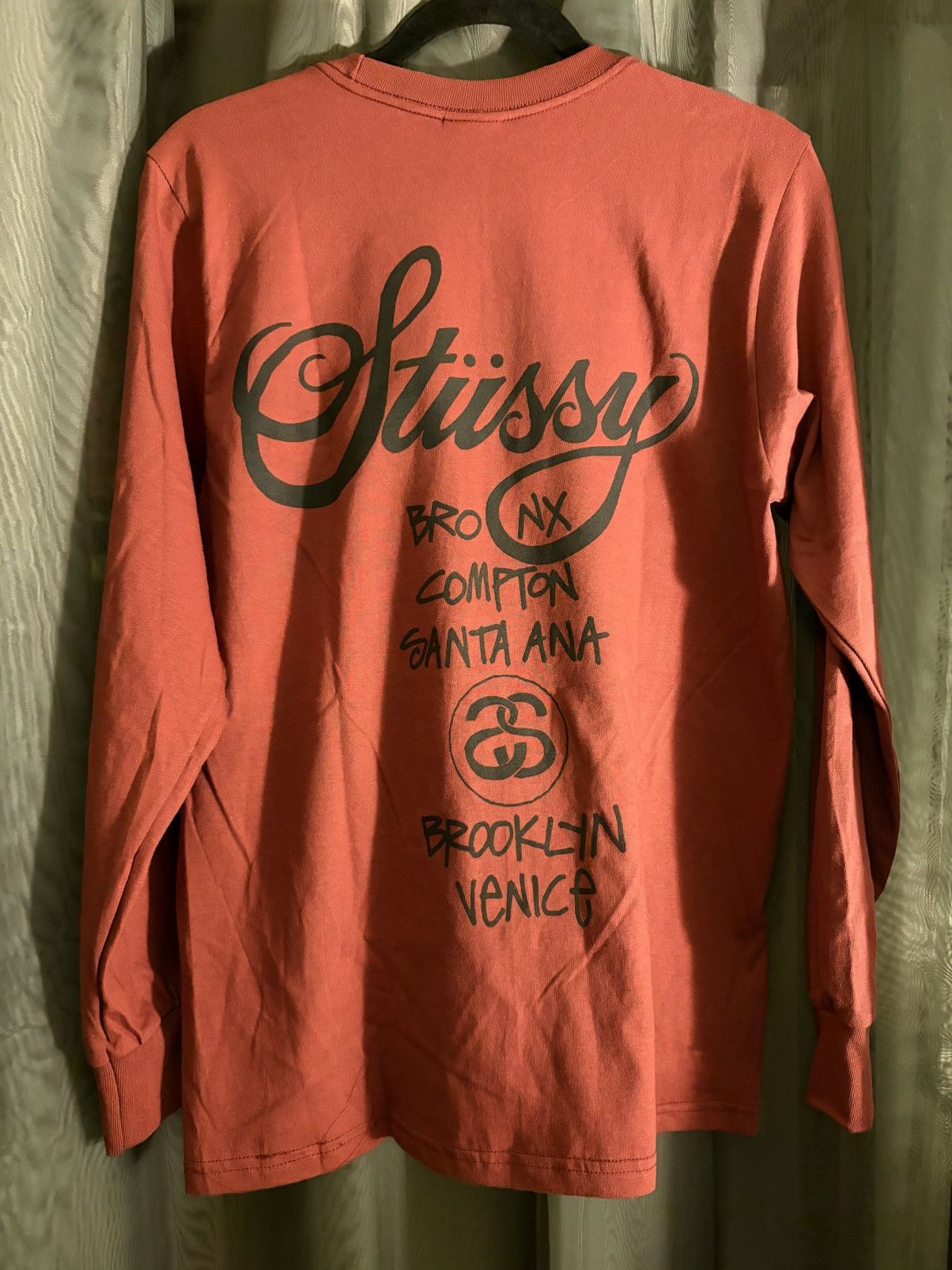 Stussy Stussy World Tour Long Sleeve Shirt Maroon/Burgundy Size US S / EU 44-46 / 1 - 2 Thumbnail