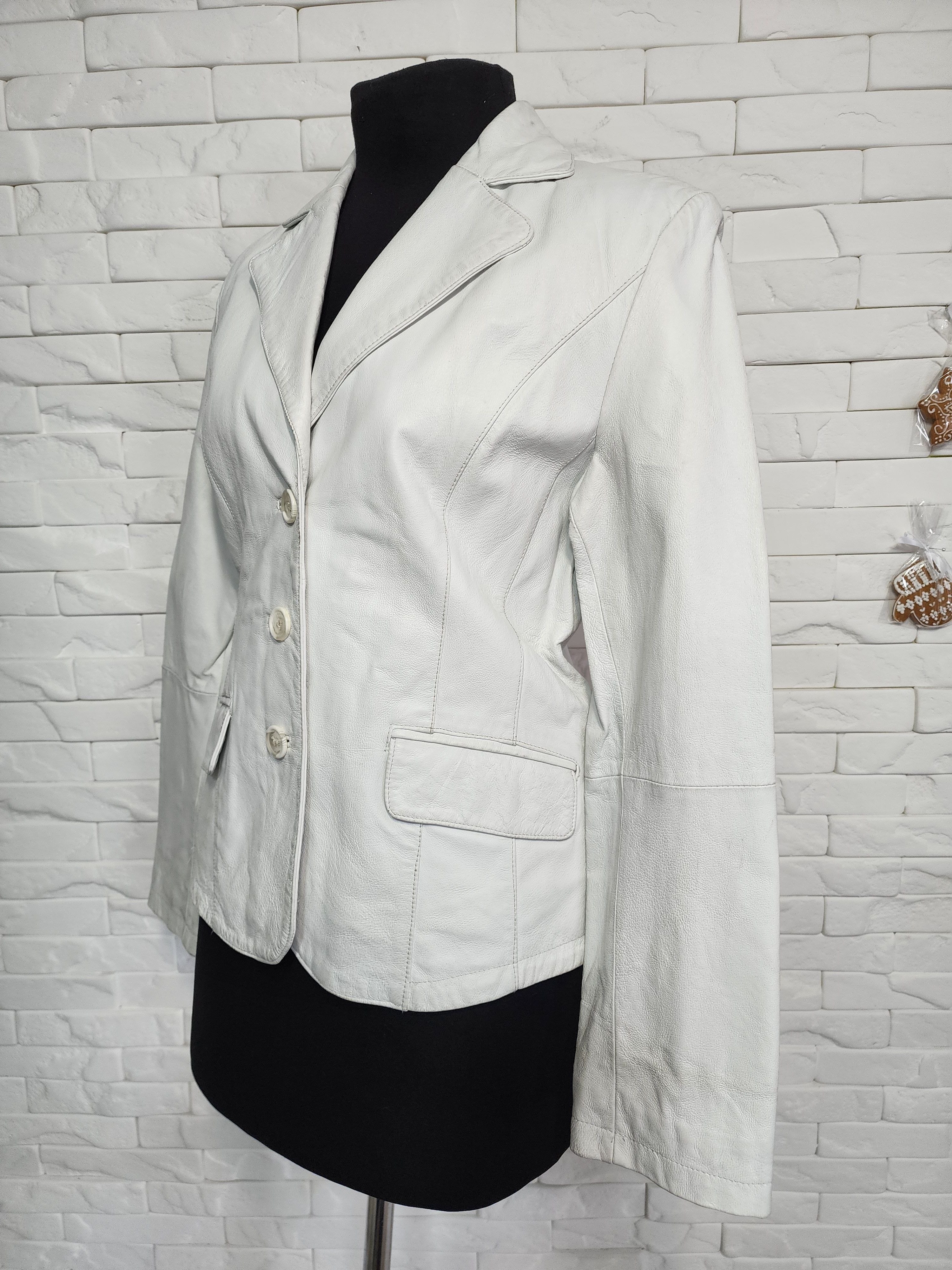 Genuine Leather White Leather Jacket. Women's Outwear Size M / US 6-8 / IT 42-44 - 2 Thumbnail