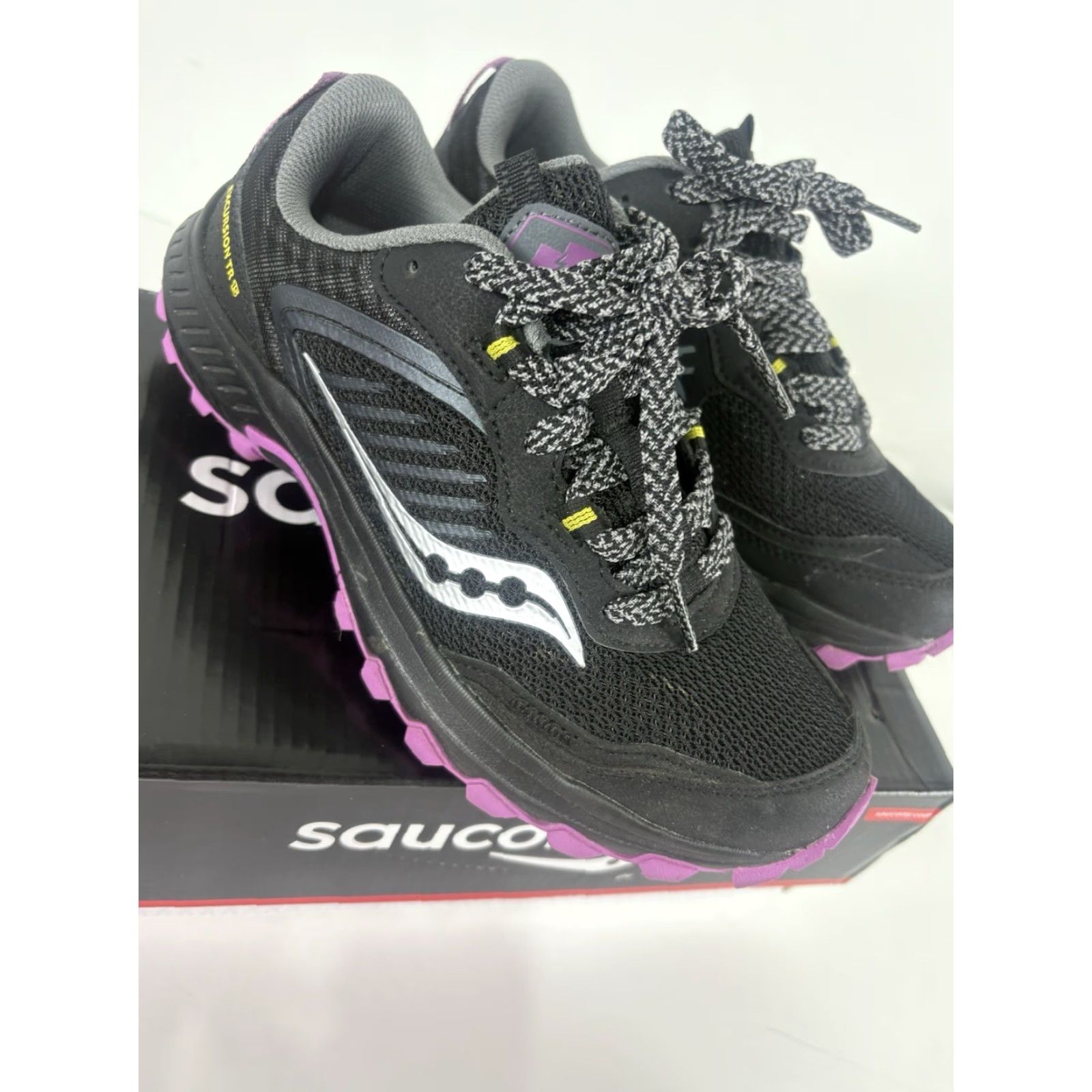 Saucony Saucony Excursion Sneakers - Black/Purple - Womens 7.5W - Lace Up - Athletic Low Top Geometric Logo Size US 7.5 / IT 37.5 - 3 Thumbnail