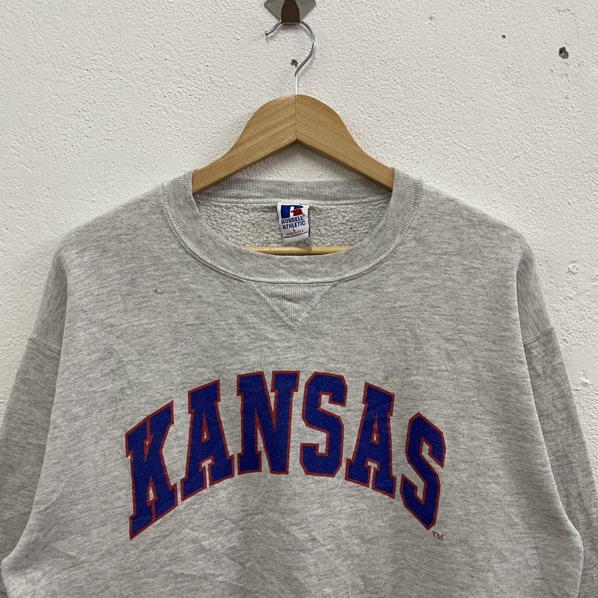 Russell Athletic × Vintage 🔥Vintage 90s Russell Athletic Kansas Spellout Sweatshirts Size US M / EU 48-50 / 2 - 3 Thumbnail