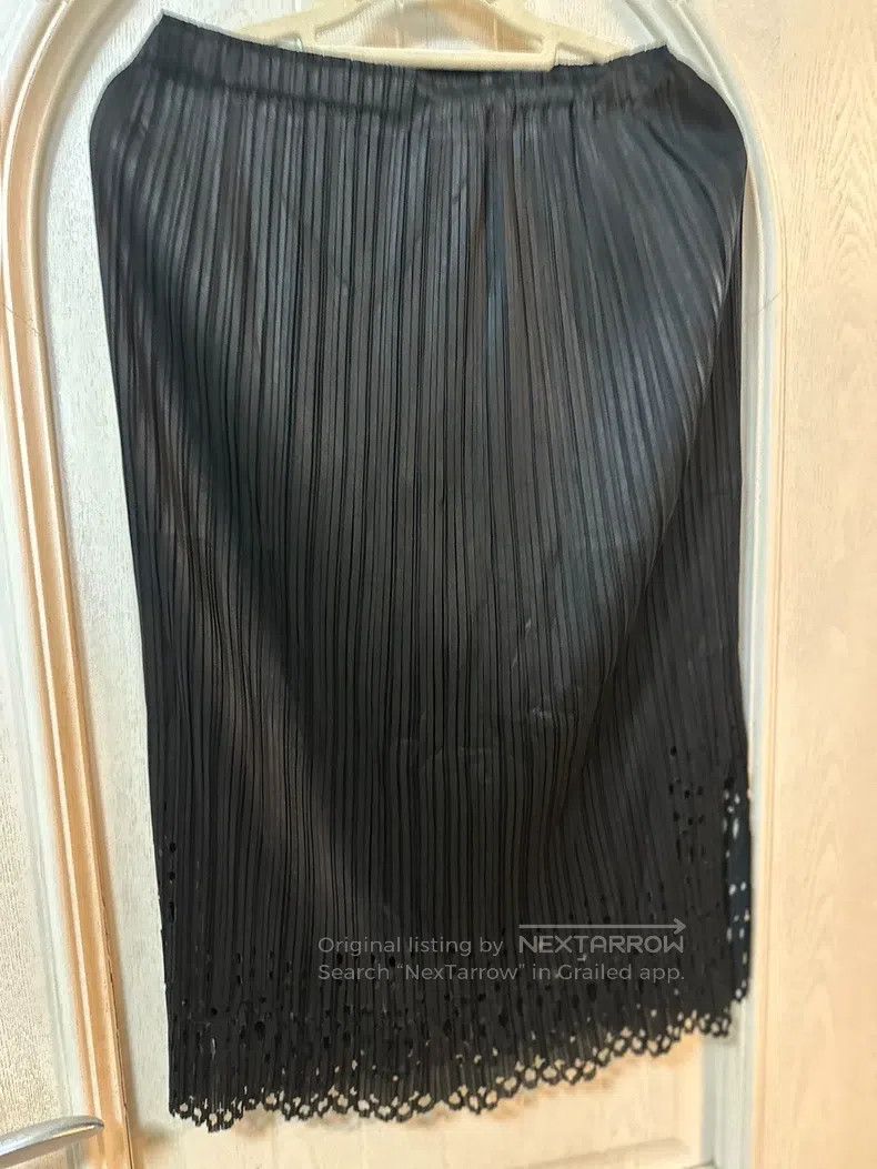 Issey Miyake Issey Miyake size:5 Black Hollow Lace Midi Skirt Size 22" - 2 Thumbnail