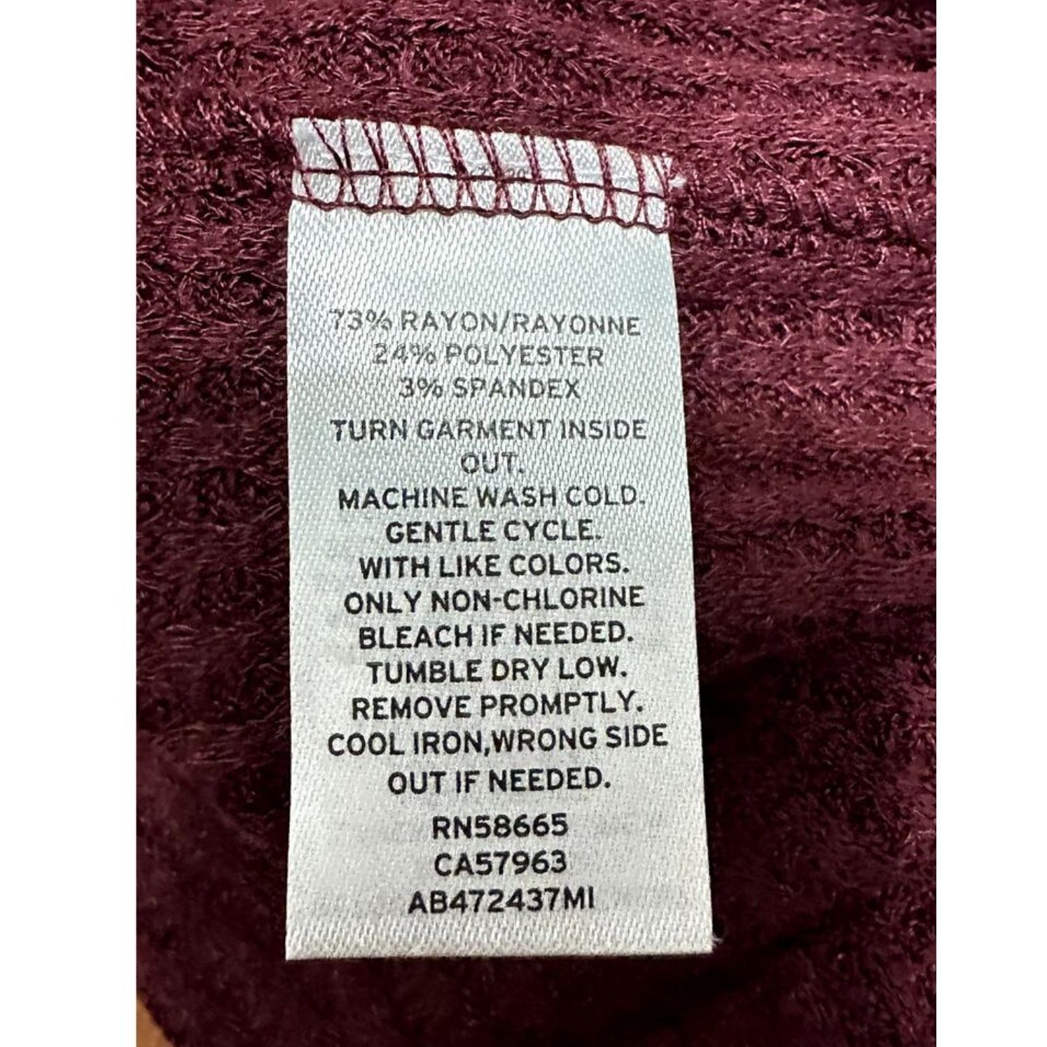 Other Abound Oversized Sweater V Neck Waffle Knit Red W XL NWOT Size XL / US 12-14 / IT 48-50 - 8 Thumbnail