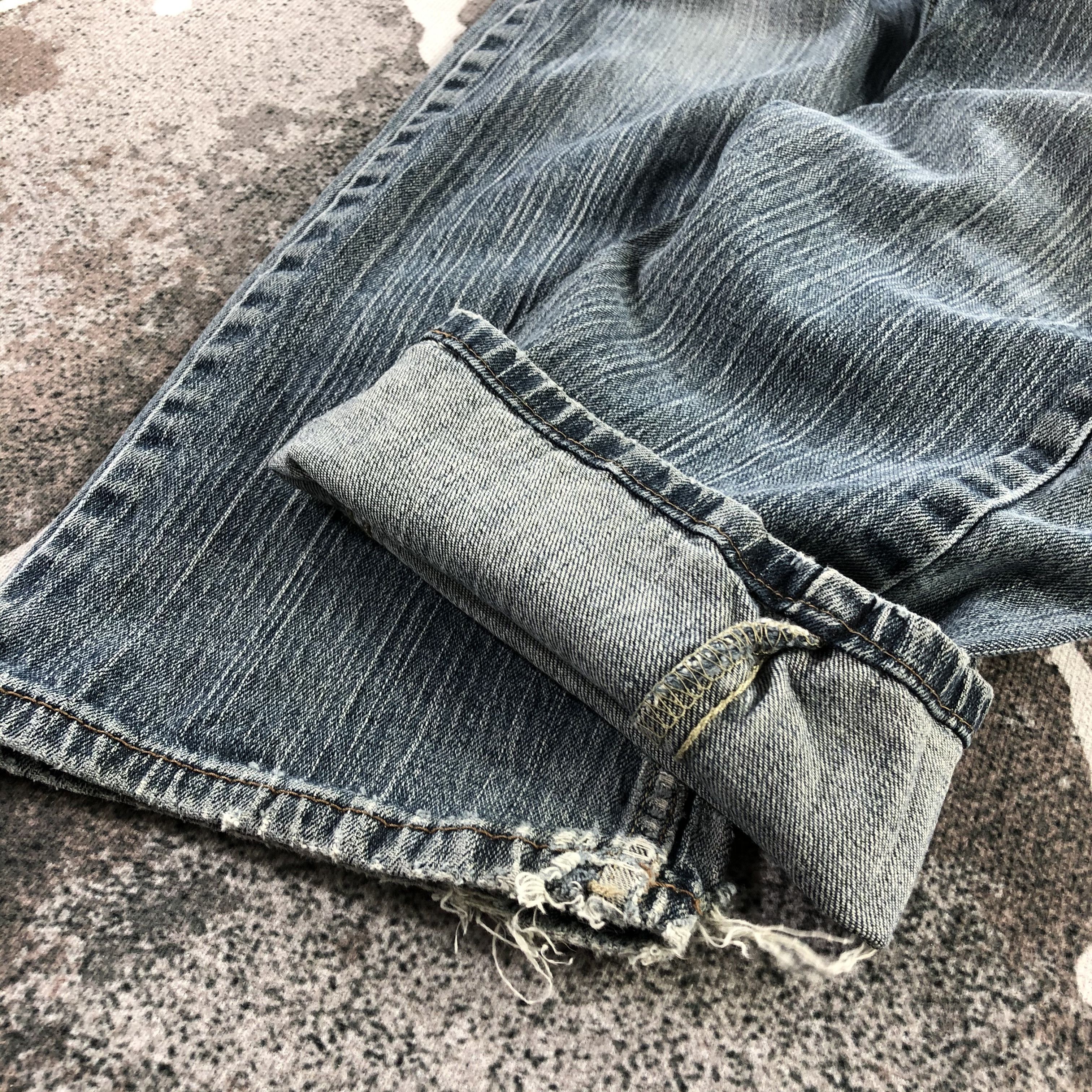 Levi's Vintage Levi's 514 Jeans Faded Blue Denim KJ1422 Size US 31 - 7 Thumbnail