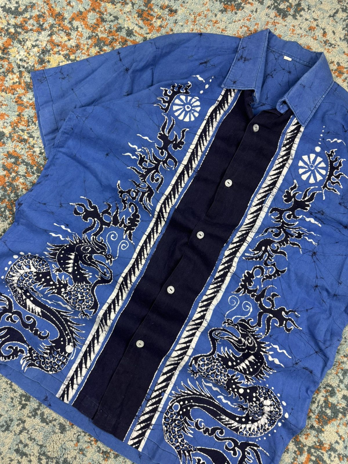Vintage Vintage 90s Crazy tie dye dragon serpent Hawaiian shirt Size US M / EU 48-50 / 2 - 4 Thumbnail