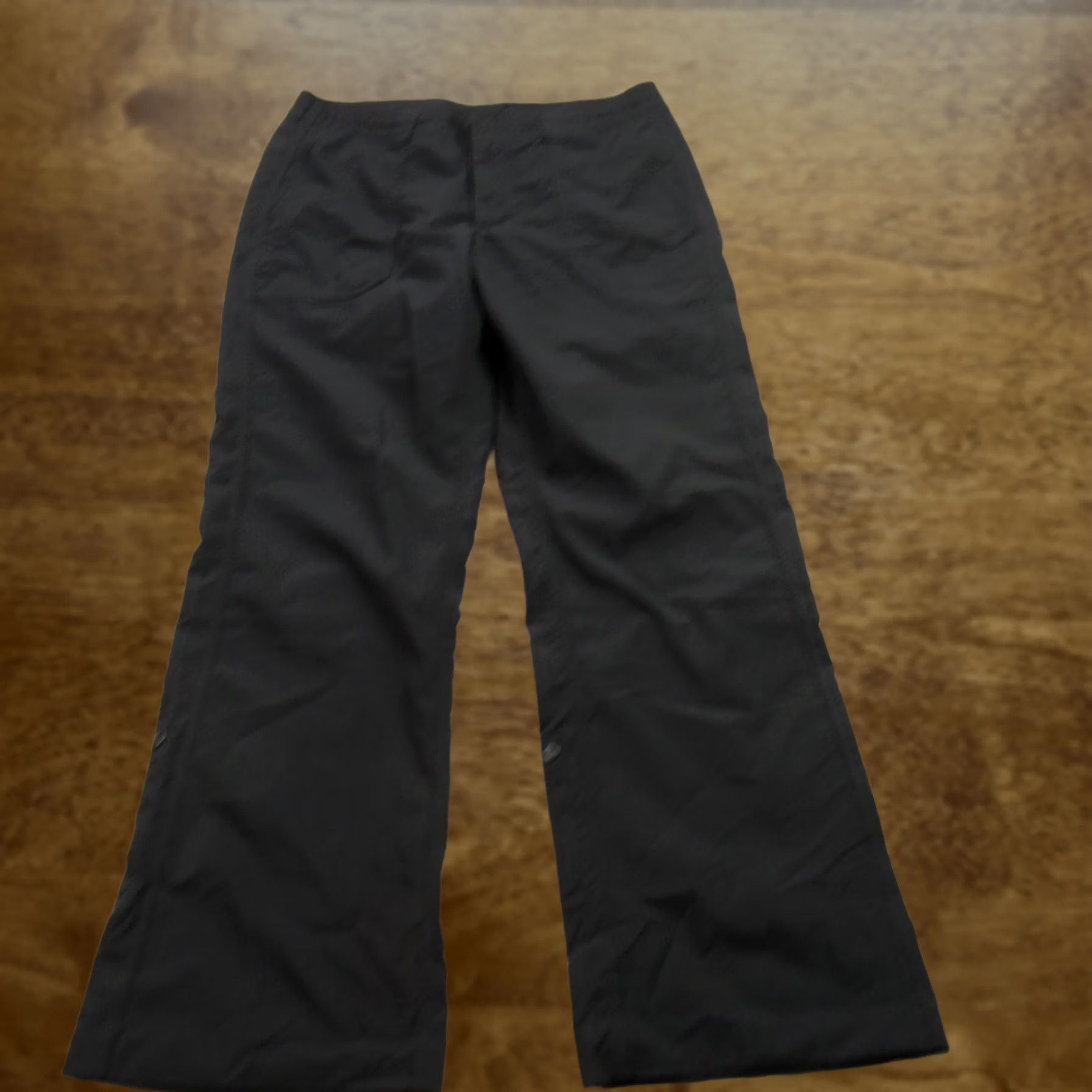 Patagonia Patagonia Pants Womens 10 Black Straight Leg Pockets Lightweight Chino Size 32" / US 10 / IT 46 - 1 Thumbnail