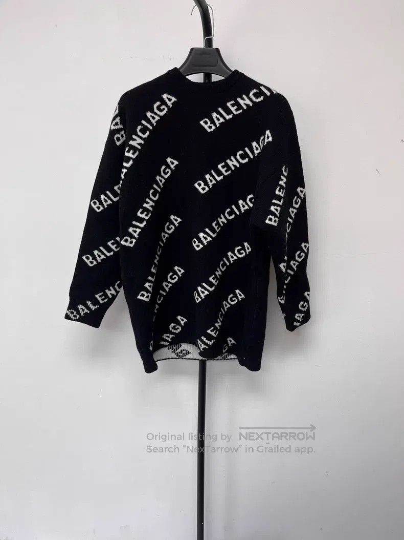 Balenciaga Balenciaga Ribbed knit round neck logo intarsia crew neck Size S / US 4 / IT 40 - 1 Thumbnail
