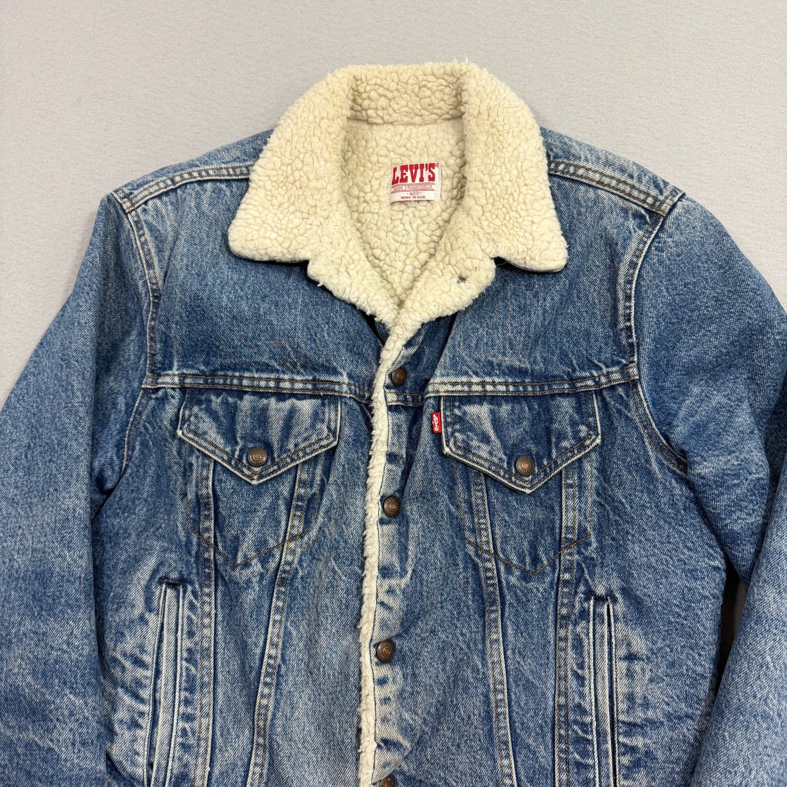 Levi's Vintage Levis Sherpa-Lined Denim Trucker Jacket 40R Blue Size US M / EU 48-50 / 2 - 2 Thumbnail
