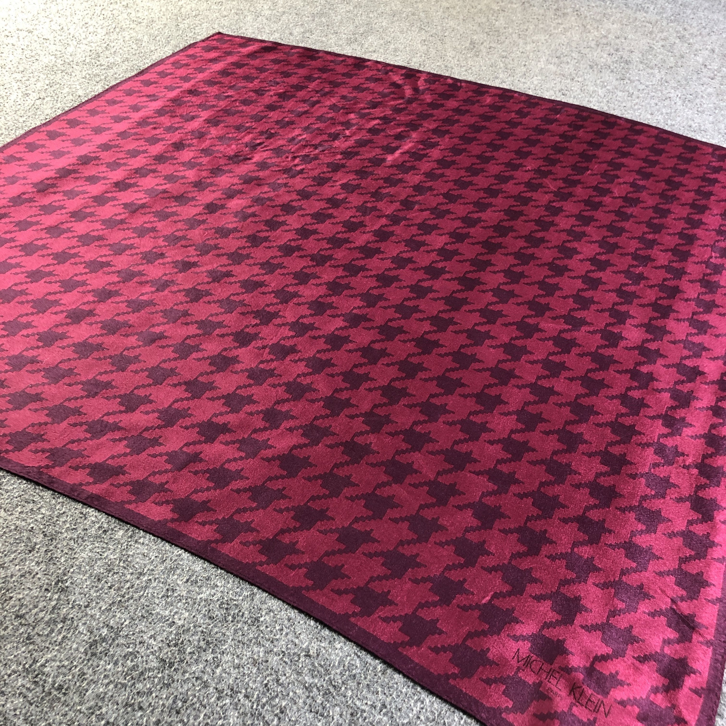 Michel Klein Michel Klein Houndstooth Silk Scarf M1043 Size ONE SIZE - 3 Thumbnail