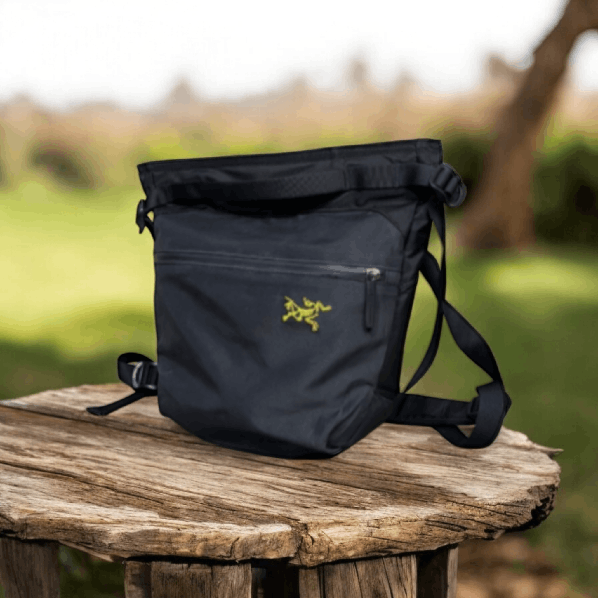 Arc'teryx Arc'teryx Foley Pouch ((ReCUT)) | Grailed