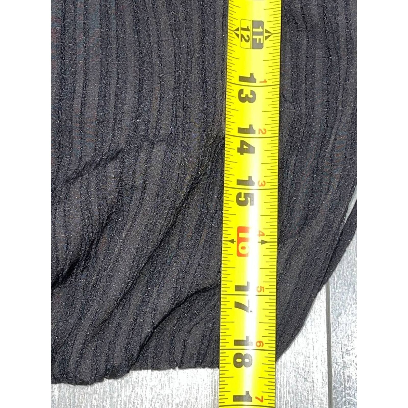 & Other Stories ASTR The Label Crop Short Slee Neck To & Black Small A003215 Size S / US 4 / IT 40 - 6 Thumbnail