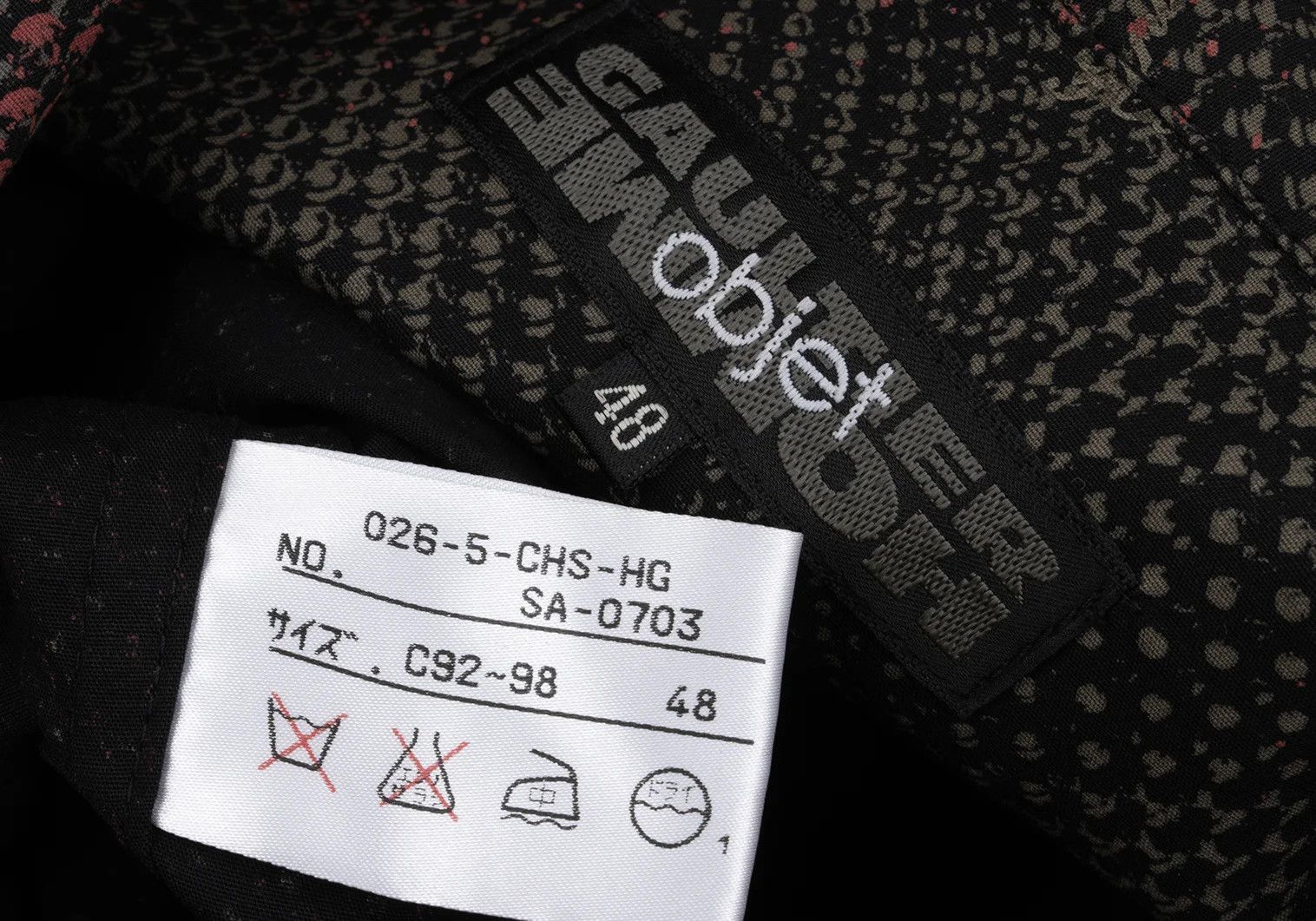 Jean Paul Gaultier Graphic Logo Print Zip Shirt Jacket in Black and Red Size US M / EU 48-50 / 2 - 13 Thumbnail