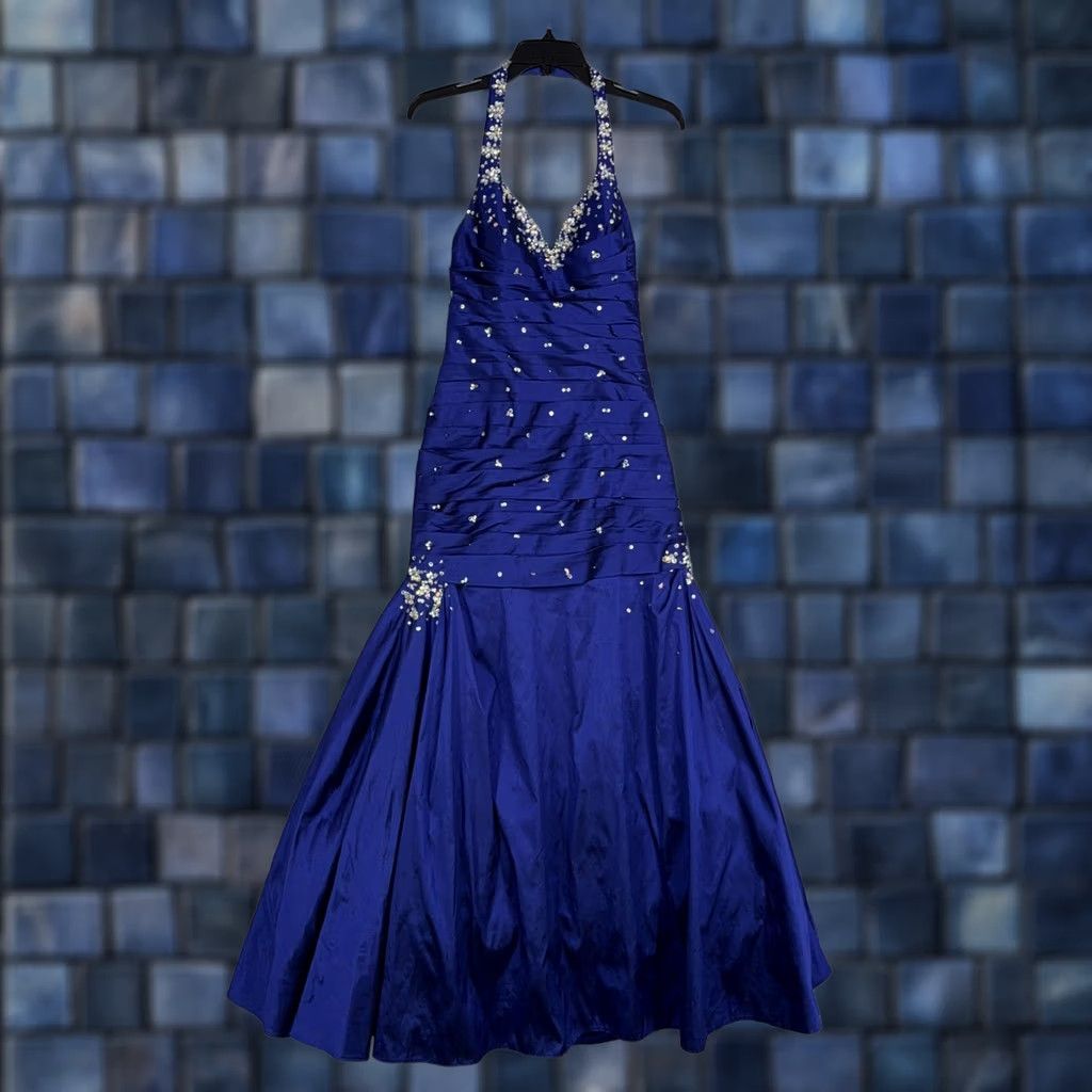 Vintage Morilee Juniors Dress Blue Beaded Sequin Halter Mermaid Long Prom Gown 9/10 Adults? No, Teens Women? Mens? Girls? Size M / US 6-8 / IT 42-44 - 1 Thumbnail
