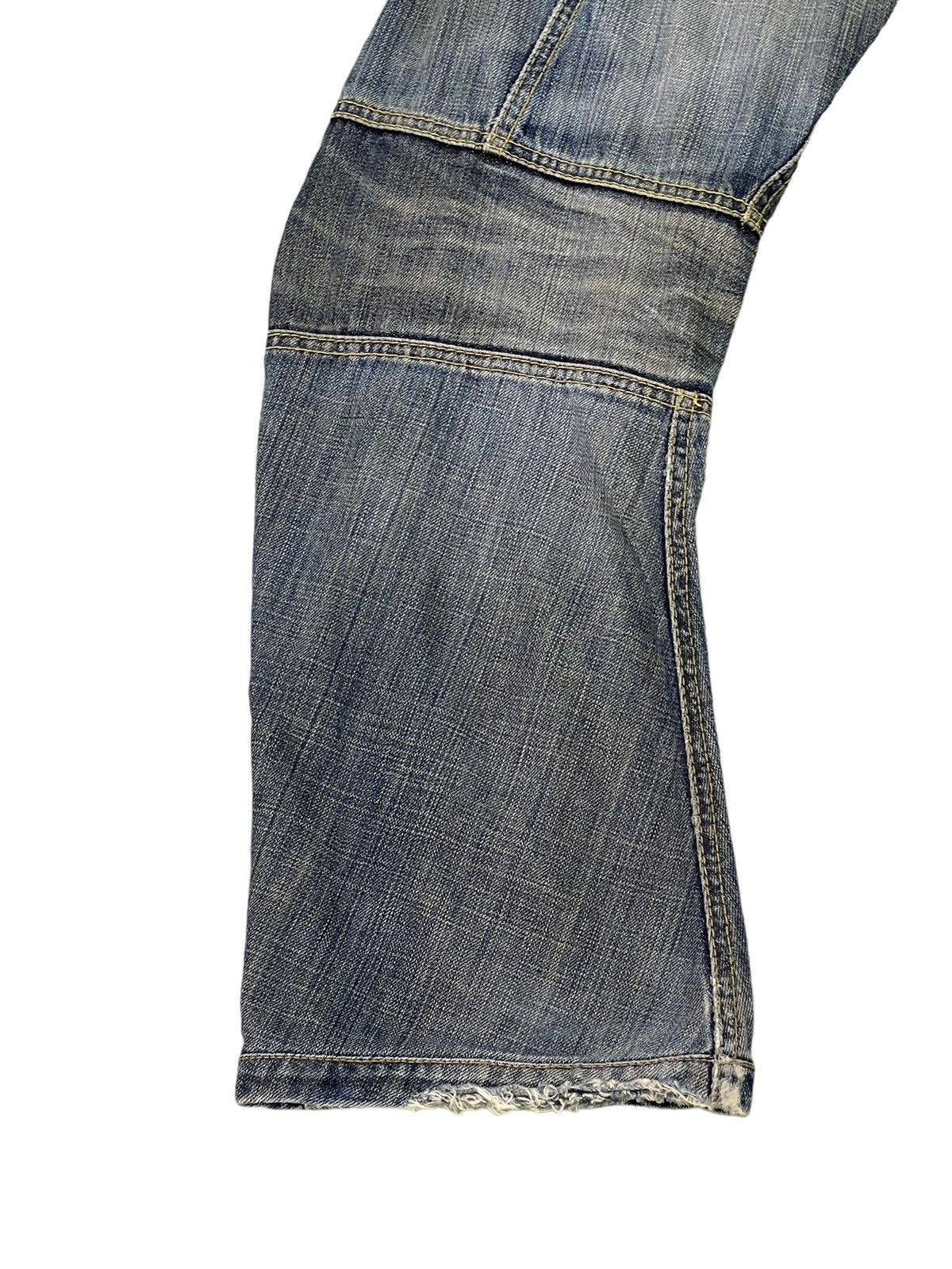 Japanese Brand Curv Leg Jeans Tough Jeans Faded Distress Regular 6🟦4 Size US 32 / EU 48 - 17 Thumbnail