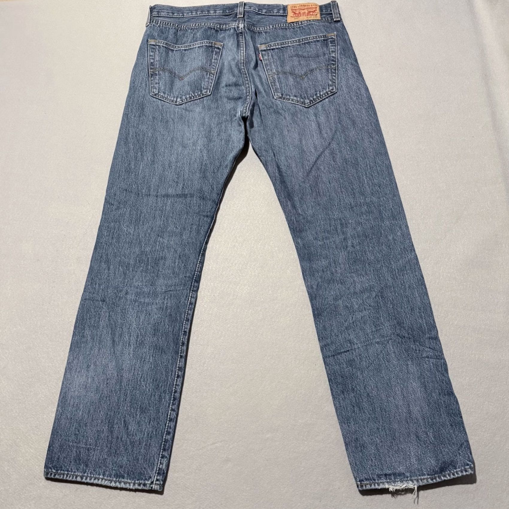 Levi's Levi's 501 Jeans Blue Denim Classic Straight Button Fly Distressed Faded 36X32 Size US 36 / EU 52 - 2 Thumbnail
