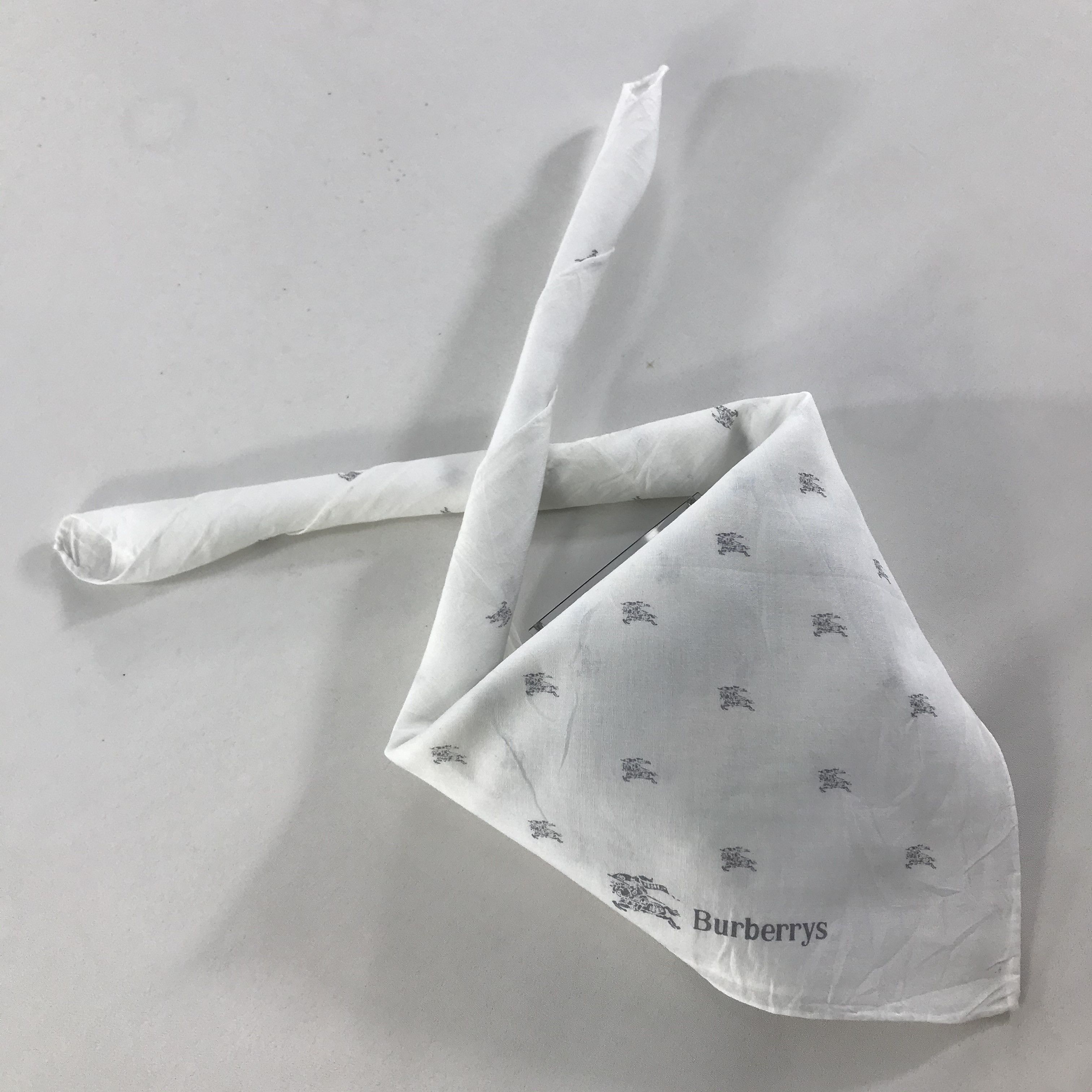 Burberry × Vintage Burberry Bandana / Handkerchief / Neckerchief - S1390 Size ONE SIZE - 4 Thumbnail