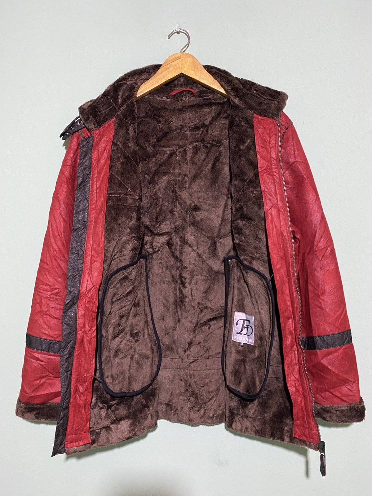 Le Grande Bleu (L.G.B.) JAPANESE BRAND PUNK GOTHIC FUR FIDATO Size US M / EU 48-50 / 2 - 6 Thumbnail