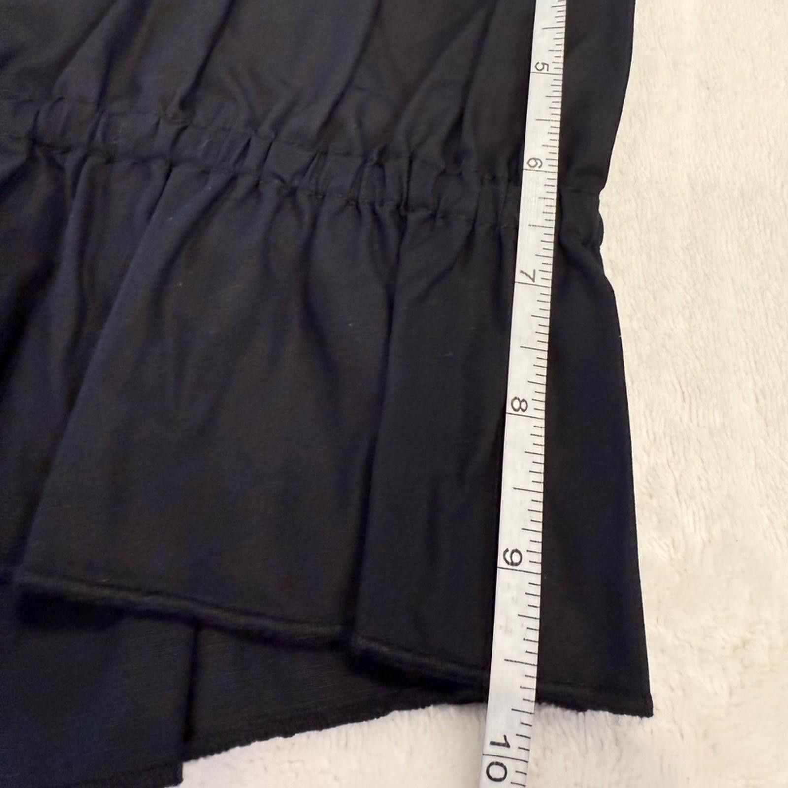 Banana Republic Banana Republic Factory black crop top ruffled SZ LG Size L / US 10 / IT 46 - 8 Thumbnail