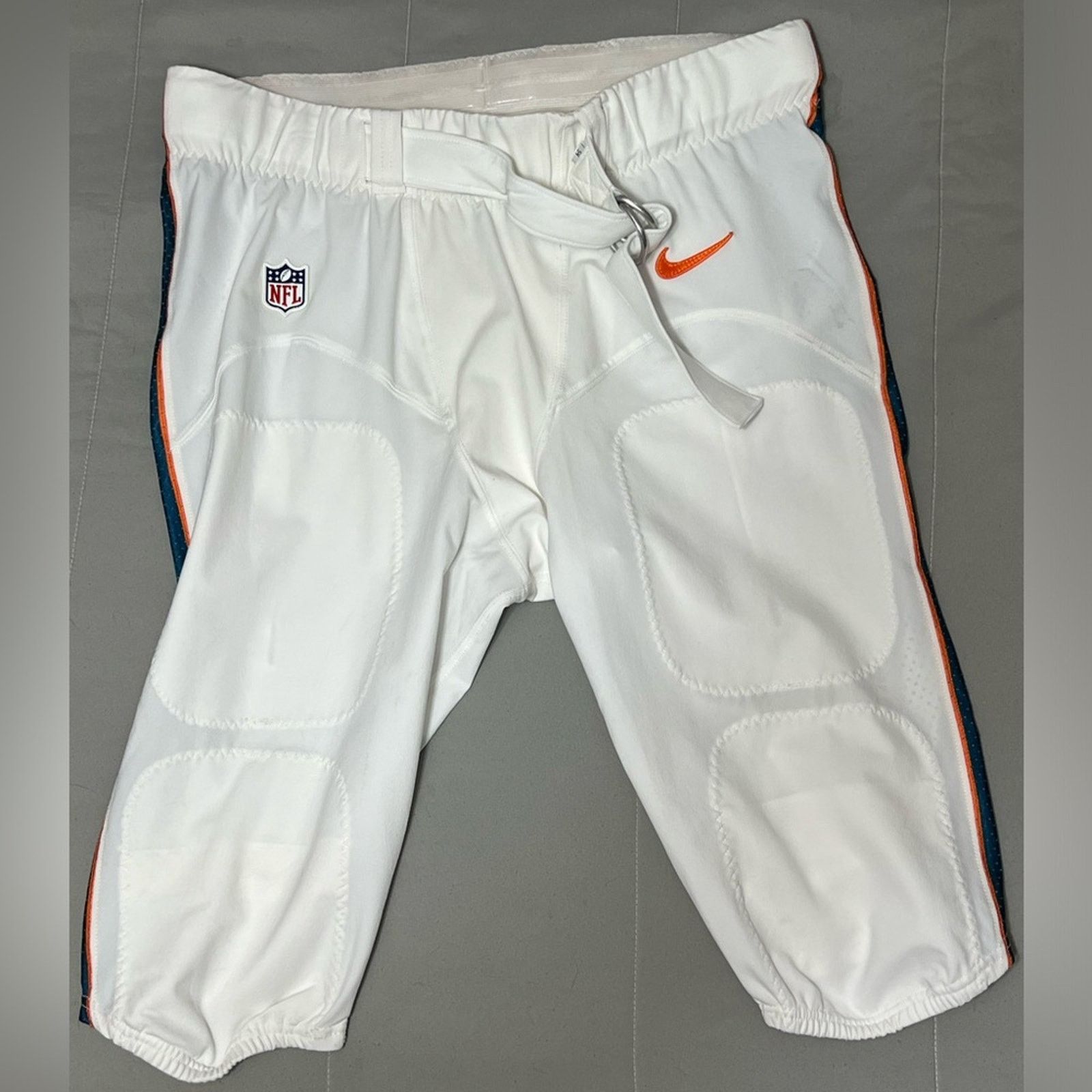 Nike MIAMI DOLPHINS TEAM ISSUED/GAME USED WHITE NIKE PANTS 2014 Size US 34 / EU 50 - 3 Thumbnail