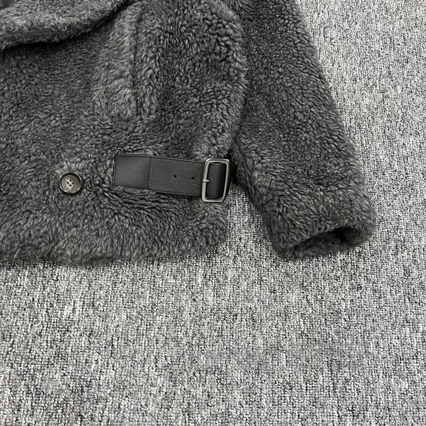 Max Mara MaxMara size 38 Short gray teddy bear jacket| Size M / US 6-8 / IT 42-44 - 5 Thumbnail