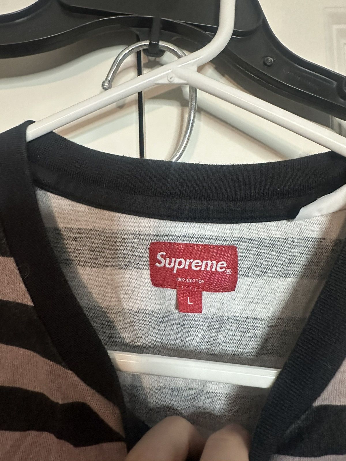 Supreme Supreme SS22 Black Grey Stripe Reverse Print Logo Size US L / EU 52-54 / 3 - 3 Thumbnail