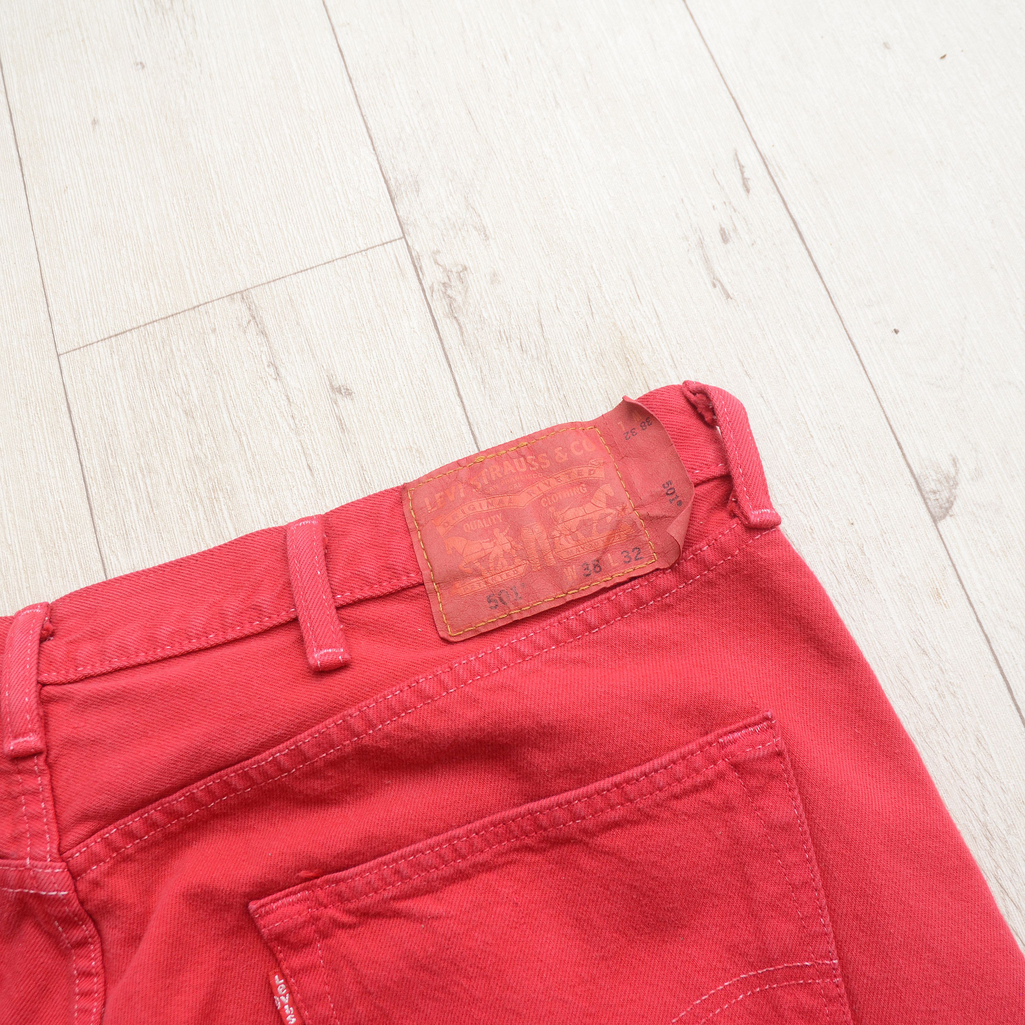 Levi's Vintage Clothing Levi’s Vintage Jeans 501 Men’s Red Distressed 1990’s Rare Size US 38 / EU 54 - 11 Thumbnail