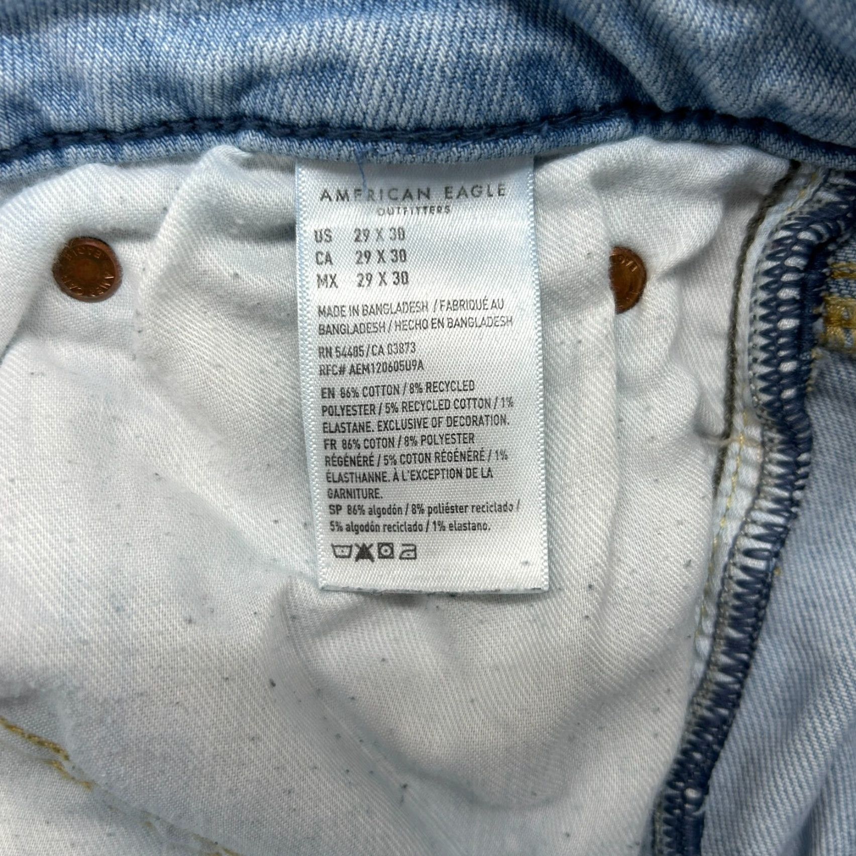 American Eagle Outfitters American Eagle Outfitters Jeans Jeans 29x30 Blue Straight Athletic Light Wash Distressed 5-Pocket Mens Boys? Size US 29 - 5 Thumbnail