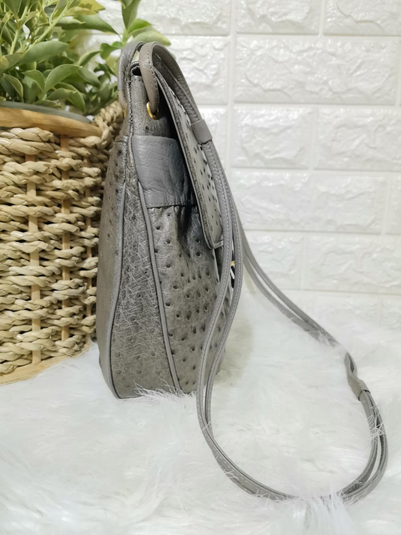Japanese Brand × Vintage ORIGINAL JAPAN OSTRICH LEATHER SLING BAG/ CROSSBODY BAG. Size ONE SIZE - 3 Thumbnail